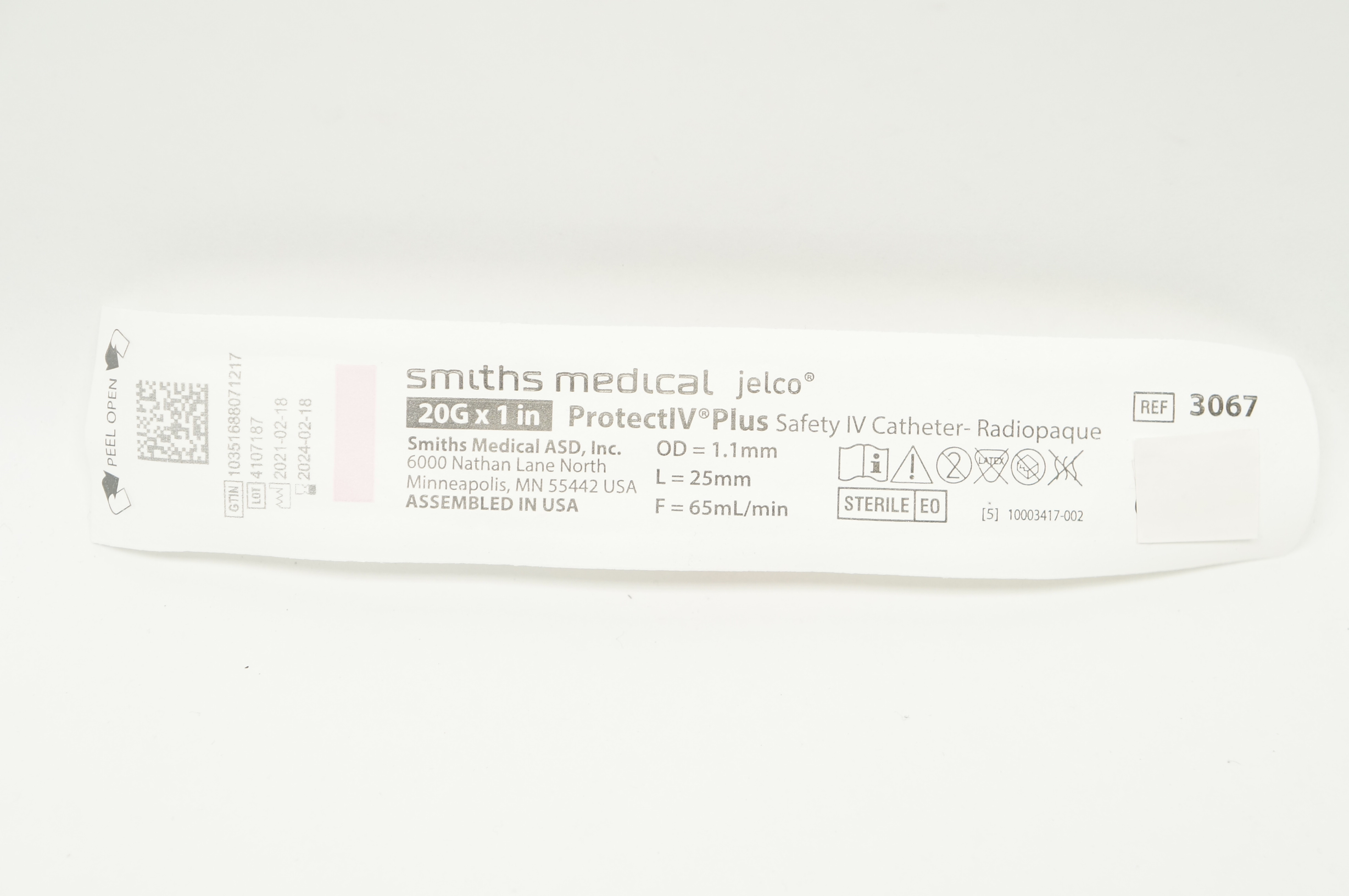 Smiths Medical 3067 Protect IV Plus Safety Cath. Radiopaque 20G x 1inch