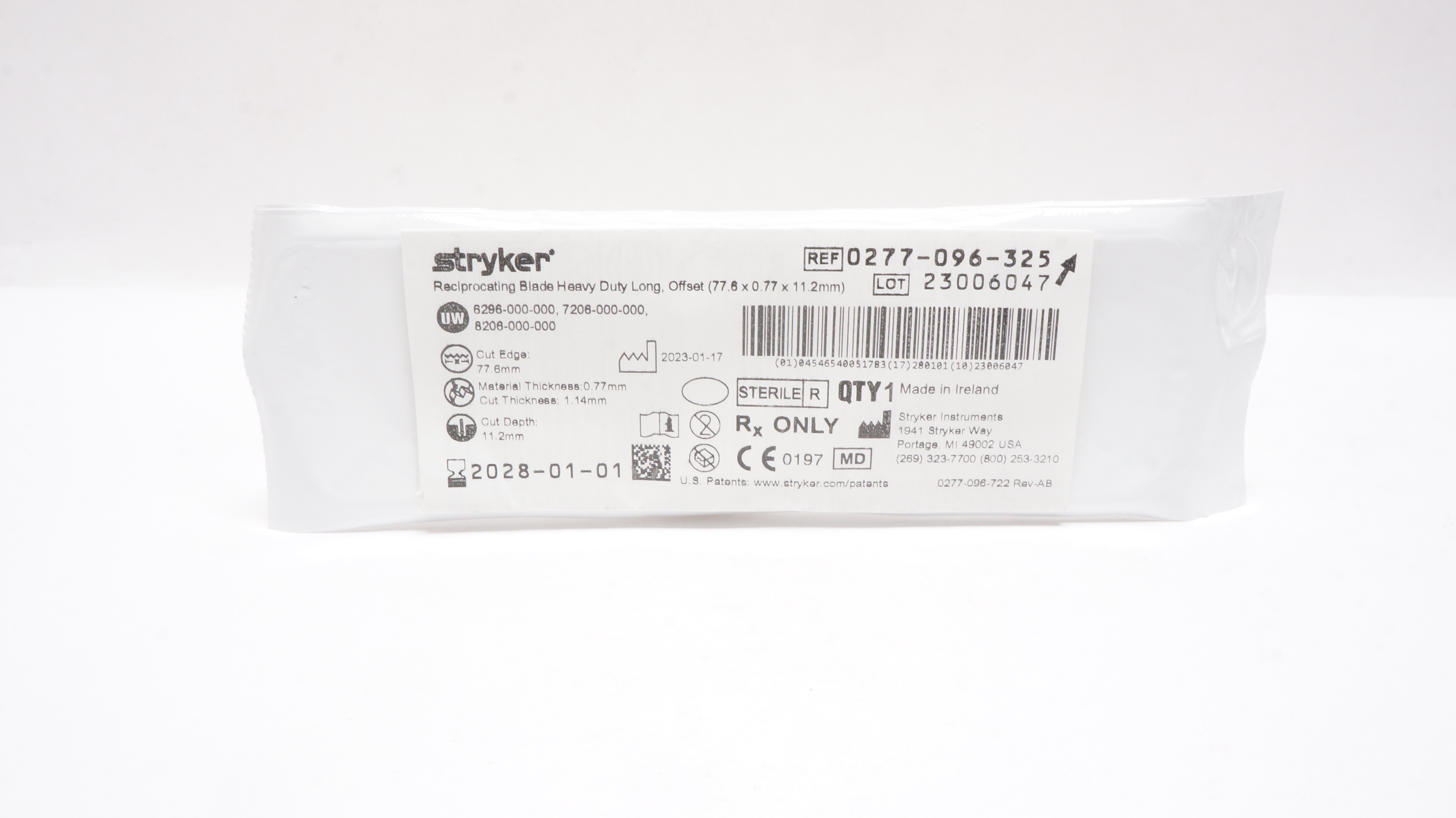 Stryker 0277-096-325 Reciprocating Blade Heavy Duty Long Offset 70.6x0.77x11.2mm