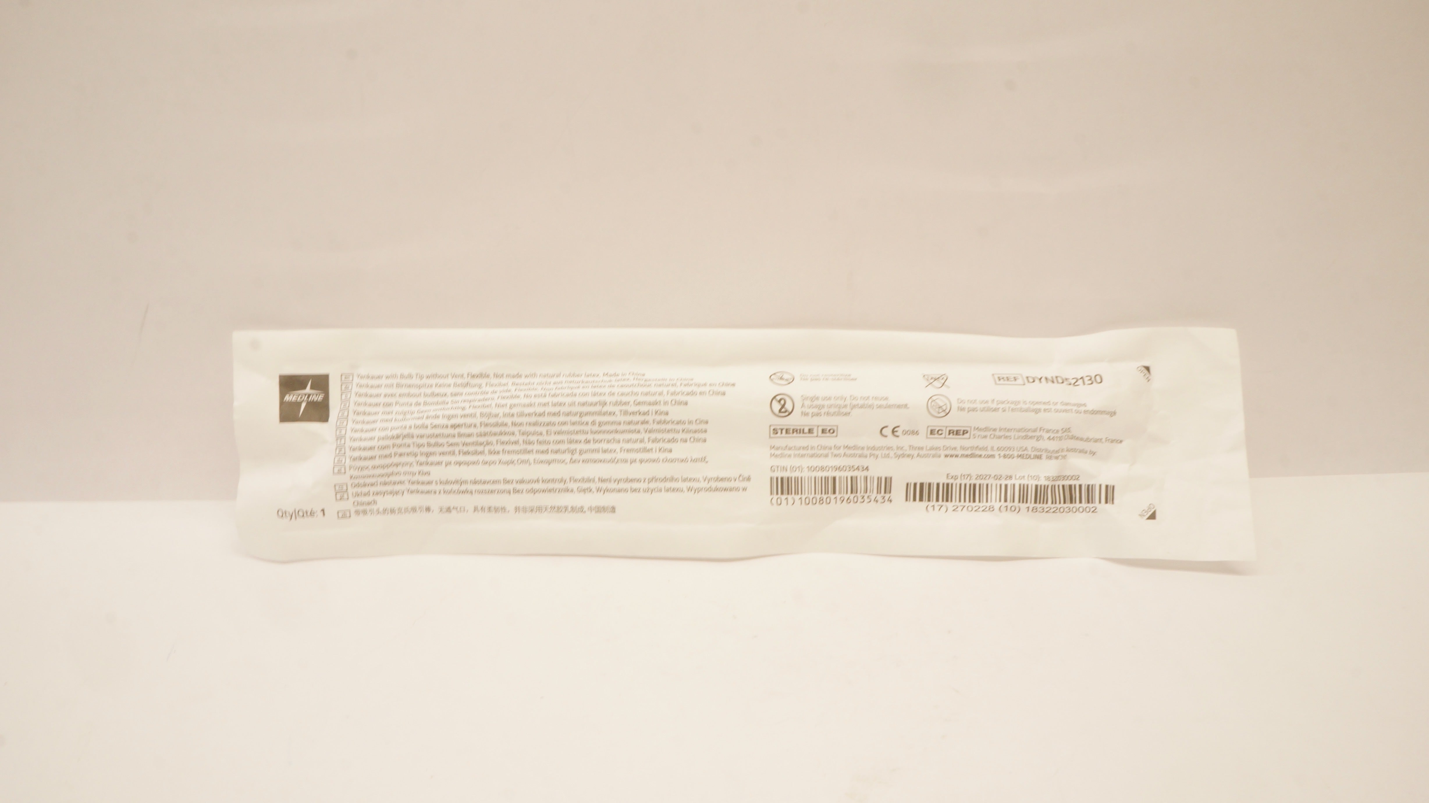 Medline DYND52130 Yankauer With Bulb Tip Without Vent Flexible