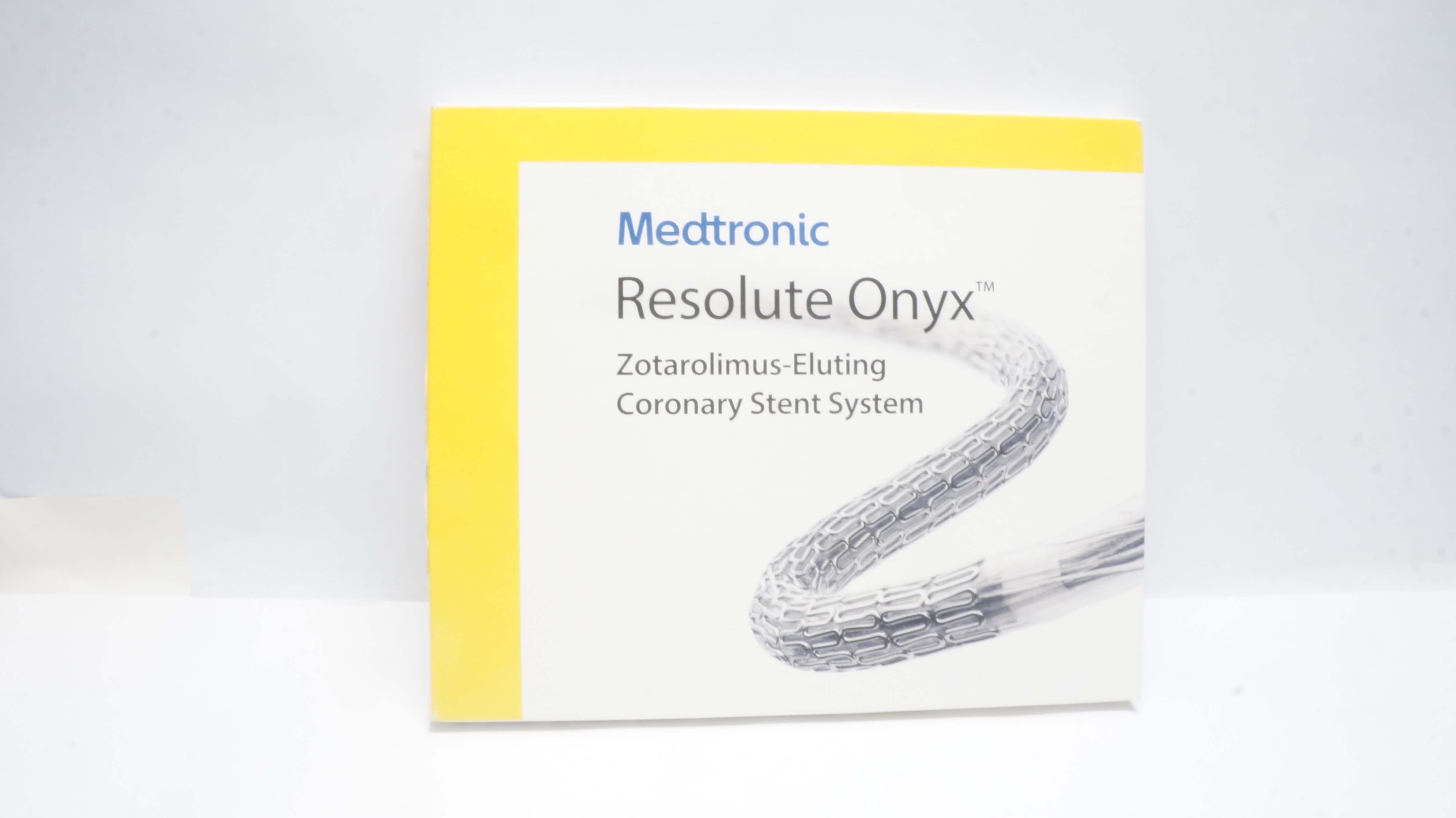 Medtronic RONYX30012UX Resolute Onyx Coronary Stent System 3.0mm x 12mm (x)