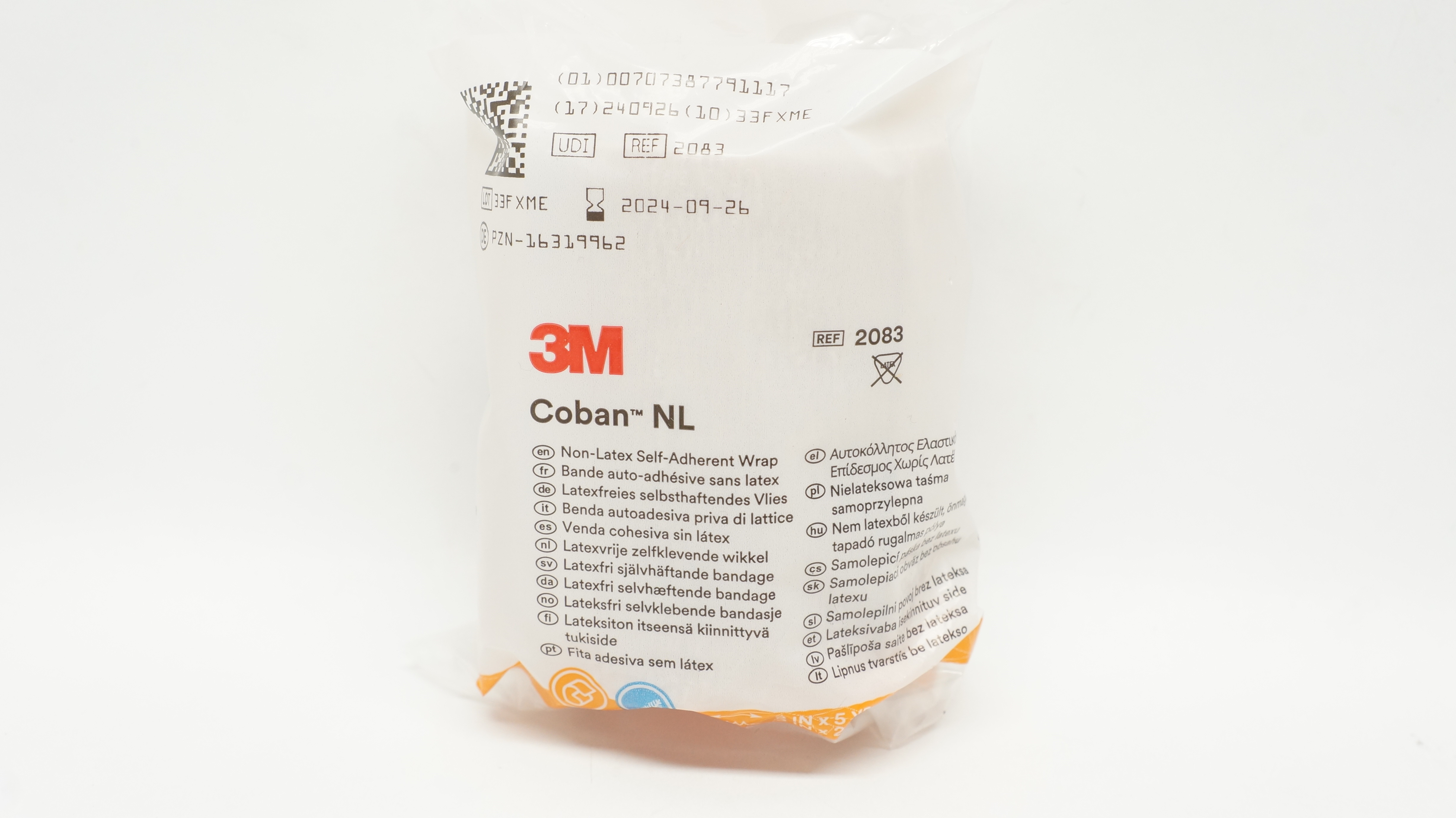 3M 2083 Coban NL Non-Latex Self-Adherent Wrap 3 inch x 5 yd