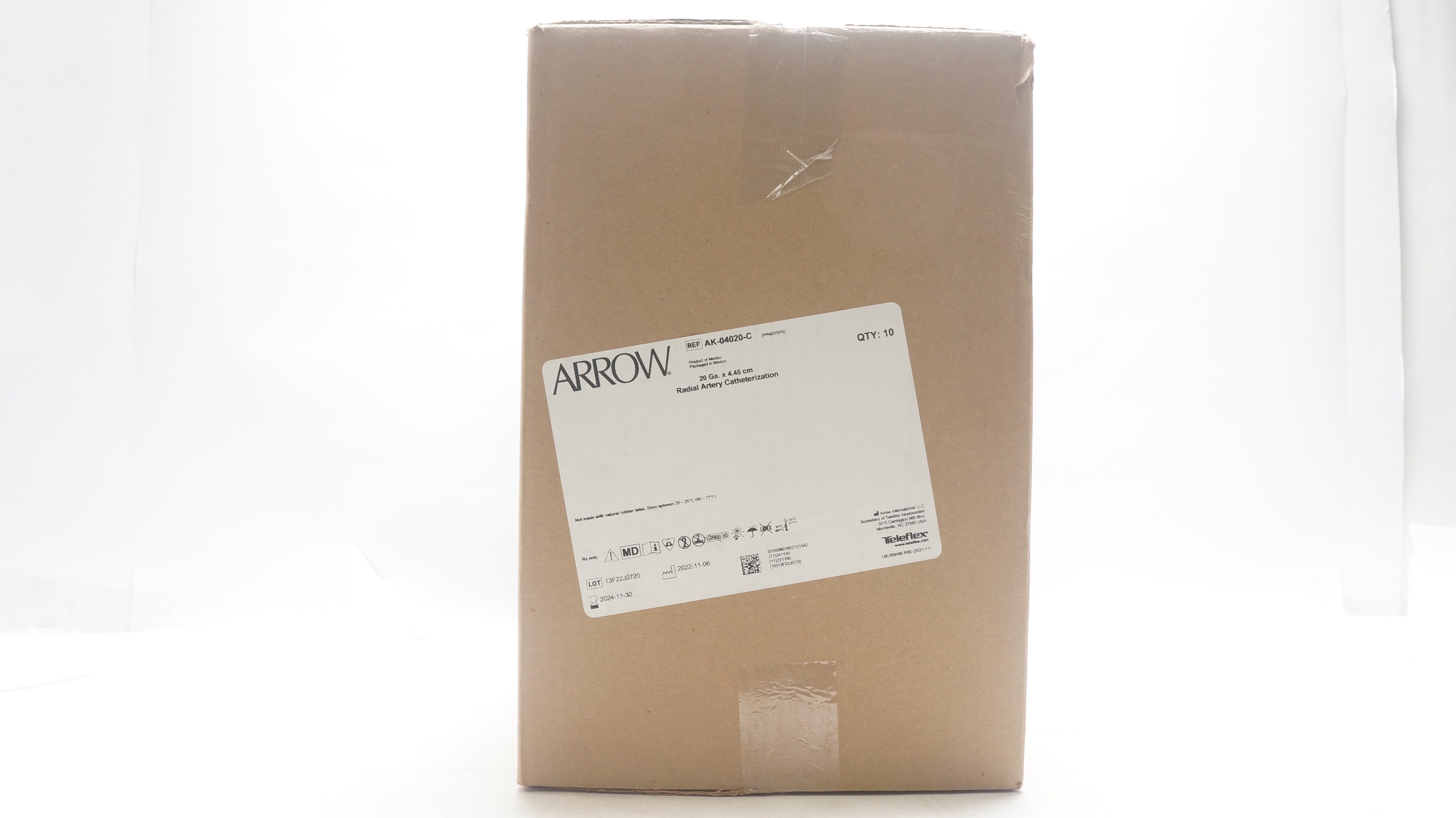 Arrow AK-04020-C Radial Artery Catheterization Kit 20Ga x 4.45cm - Box of 10 (x)