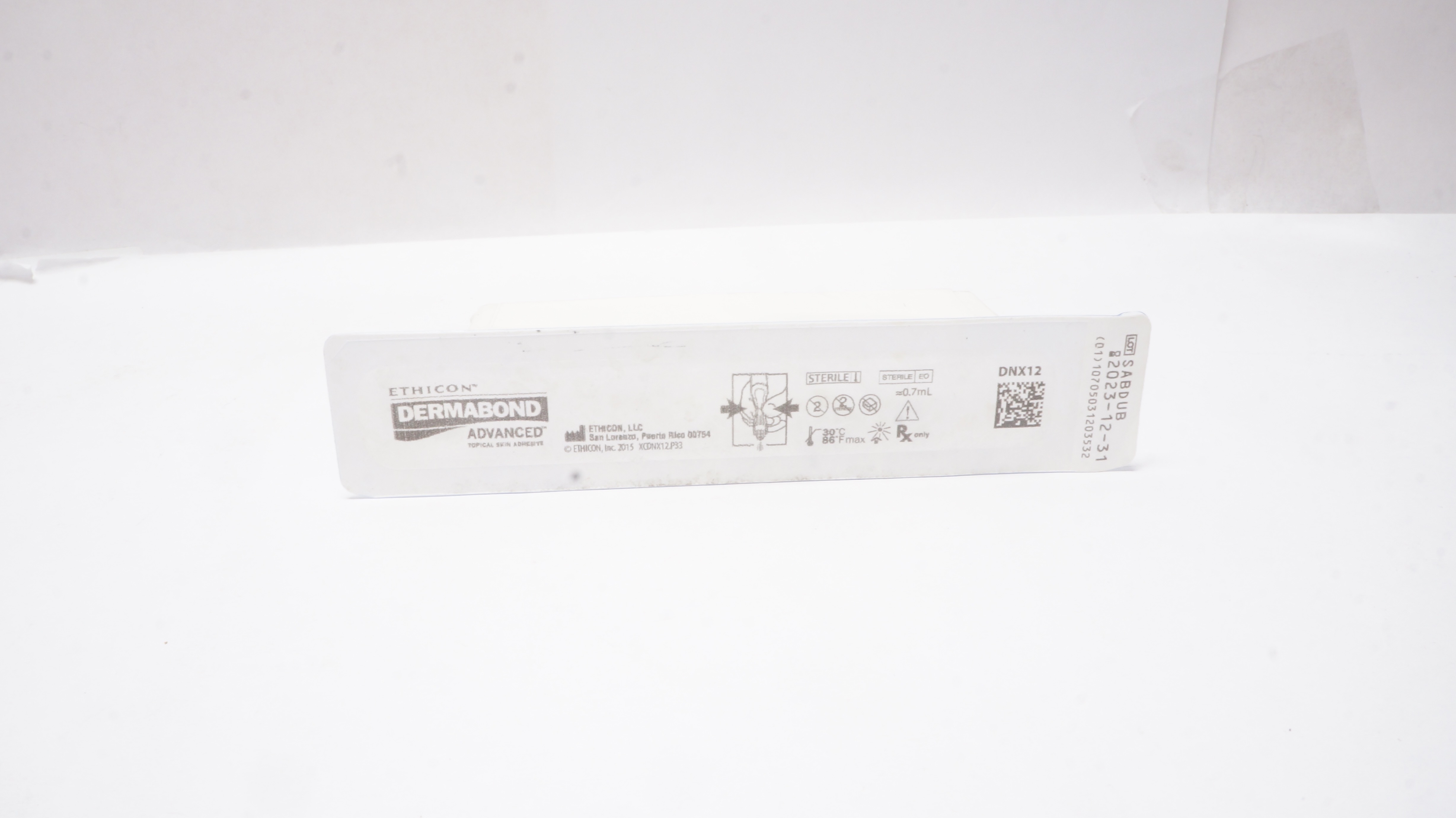 Ethicon DNX12 Dermabond Advanced Topical Skin Adhesive 0.7mL