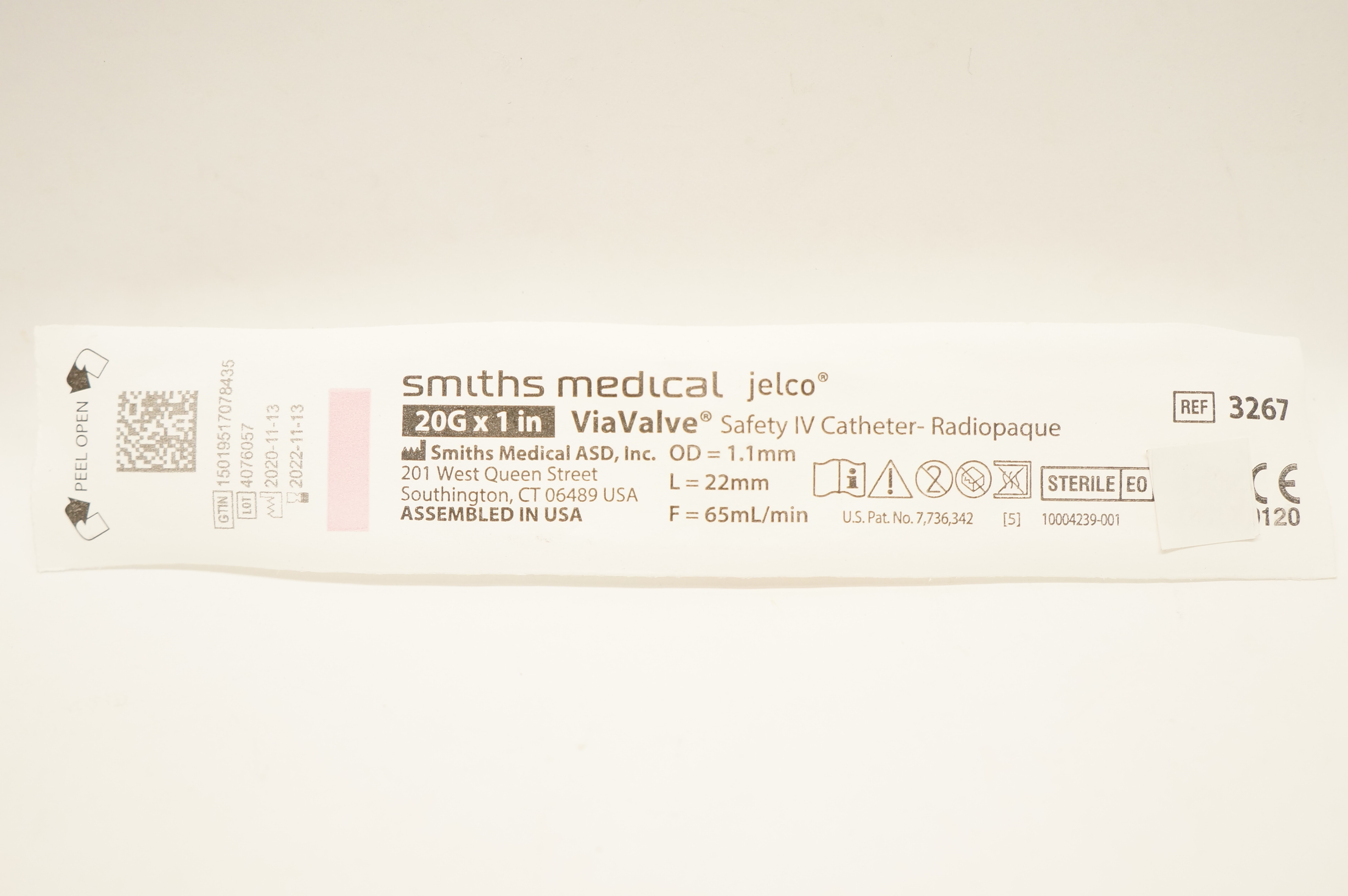 Smiths Medical 3267 ViaValve Safety IV Cath. 20G x 1inch