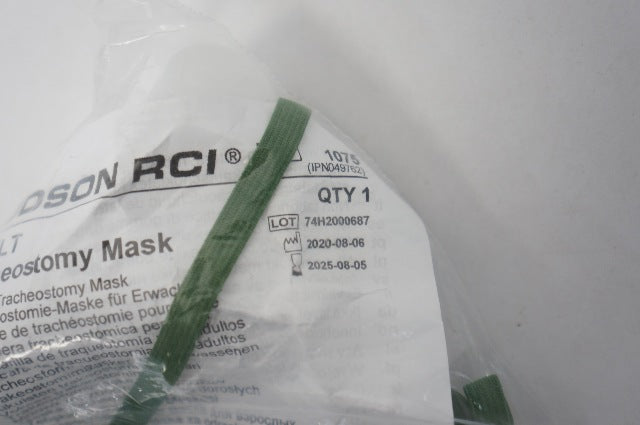 Hudson RCI 1075 Adult Tracheostomy Mask