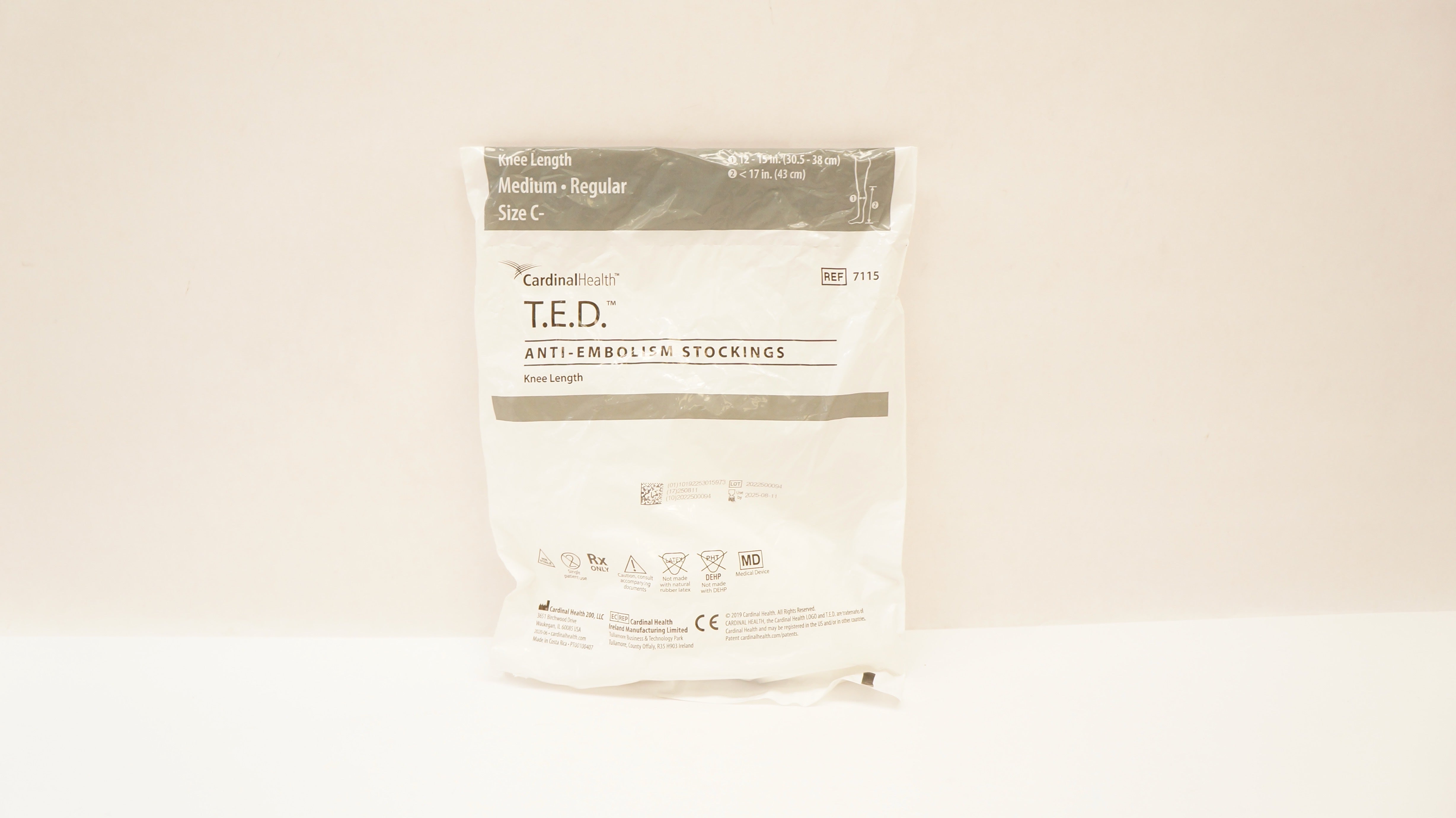 Covidien 7115 T.E.D. Anti-Embolism Stockings Knee Length Medium Regular Size C