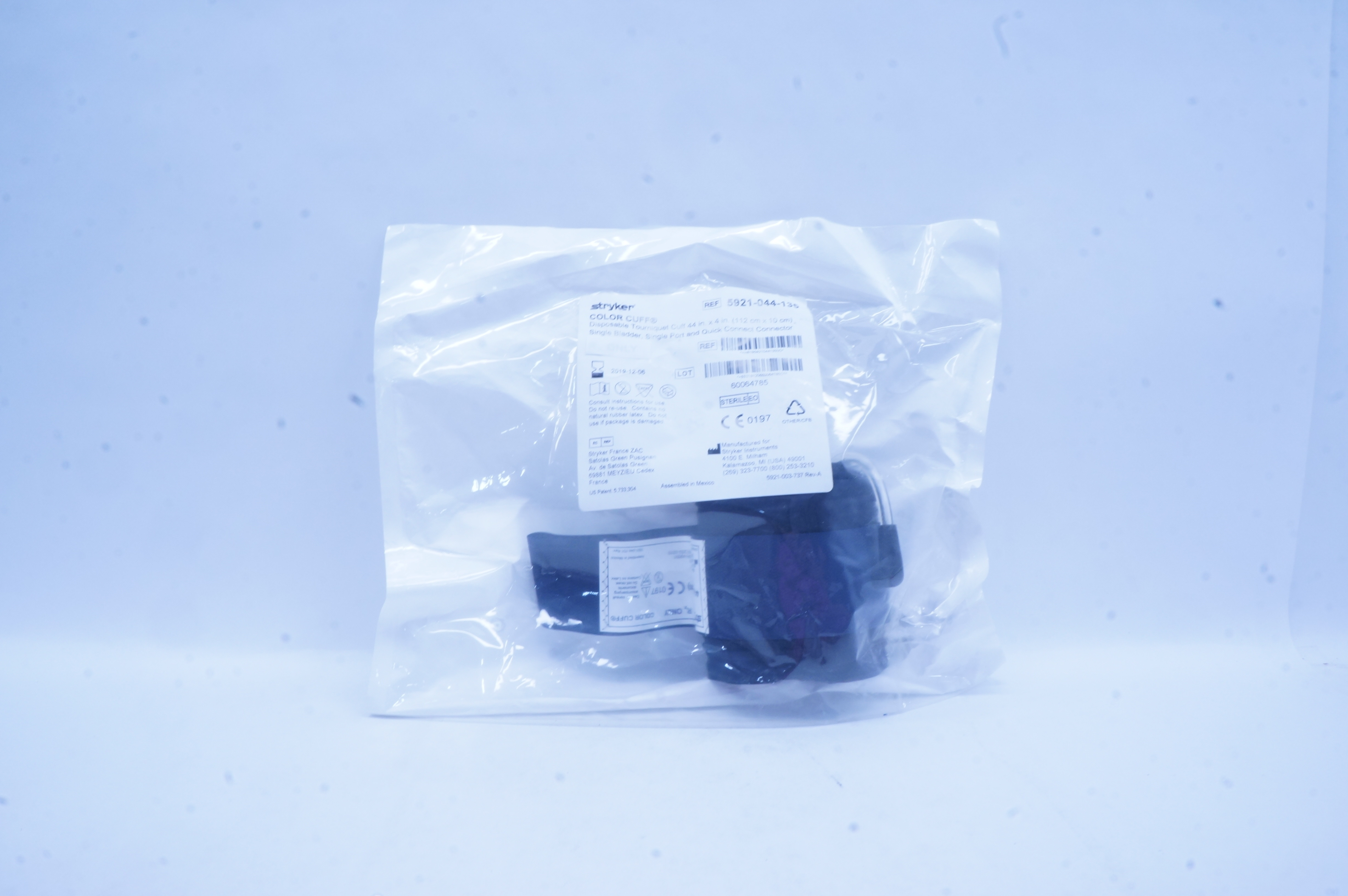 Stryker 5921-044-135 COLOR CUFF Disposable Tourniquet Cuff 44inch x 4inch (x)