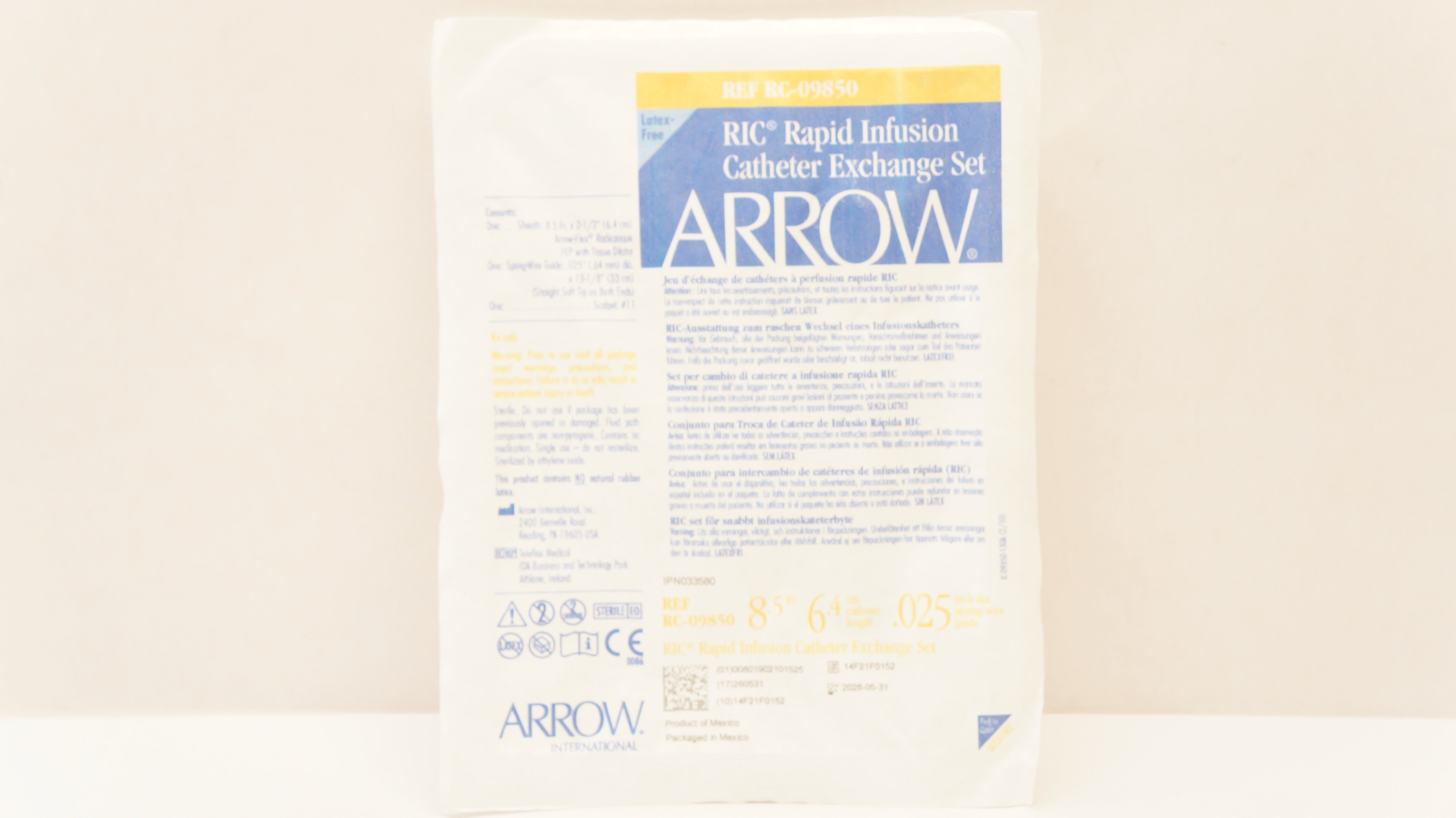 Arrow RC-09850 RIC Rapid Infusion Cath. Exchange Set 8.5Fr x 6.4cm x .025inch