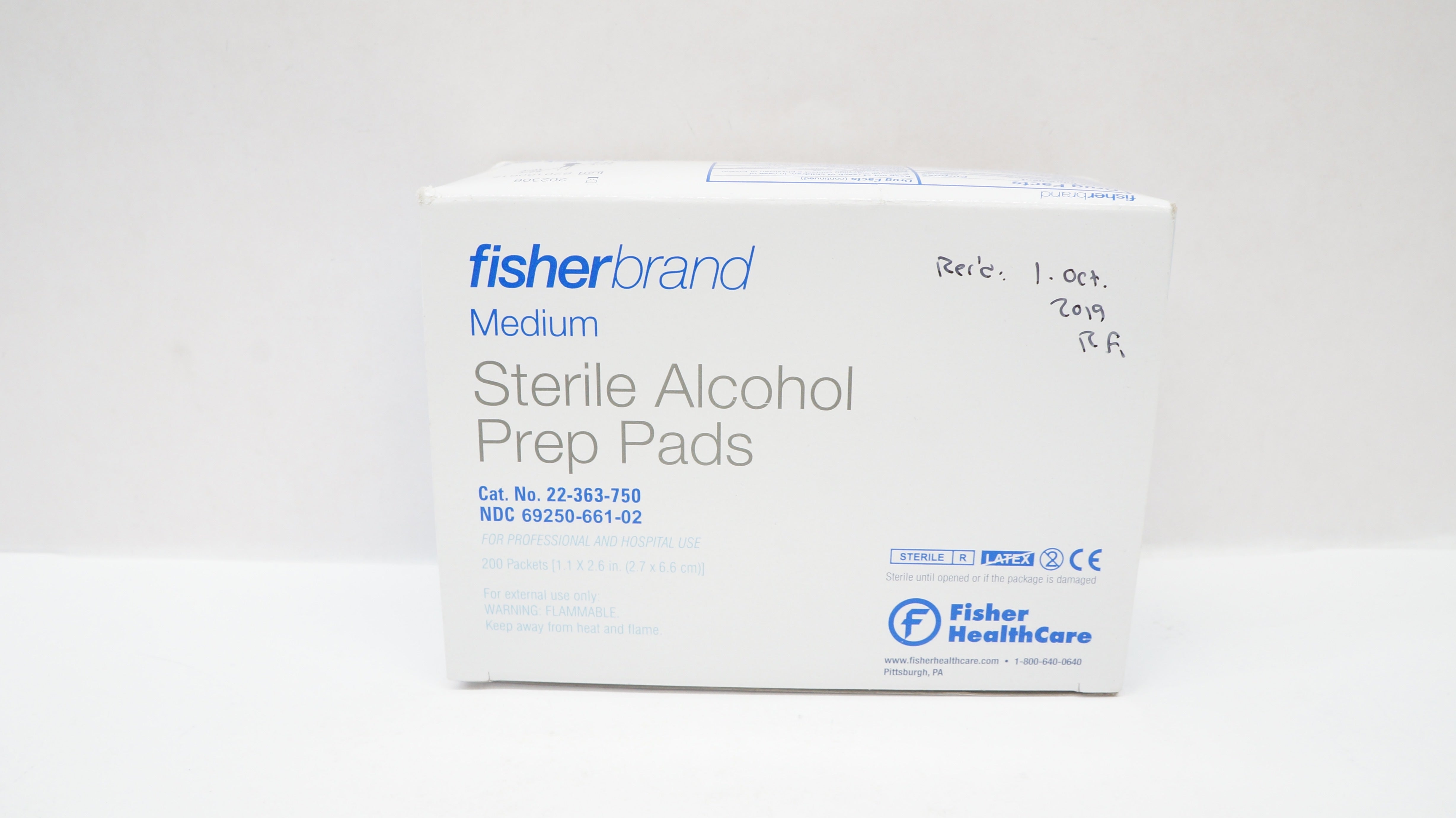 Fisher Healthcare 22-363-750 Medium Sterile Alco Prep Pads - Pack of 200