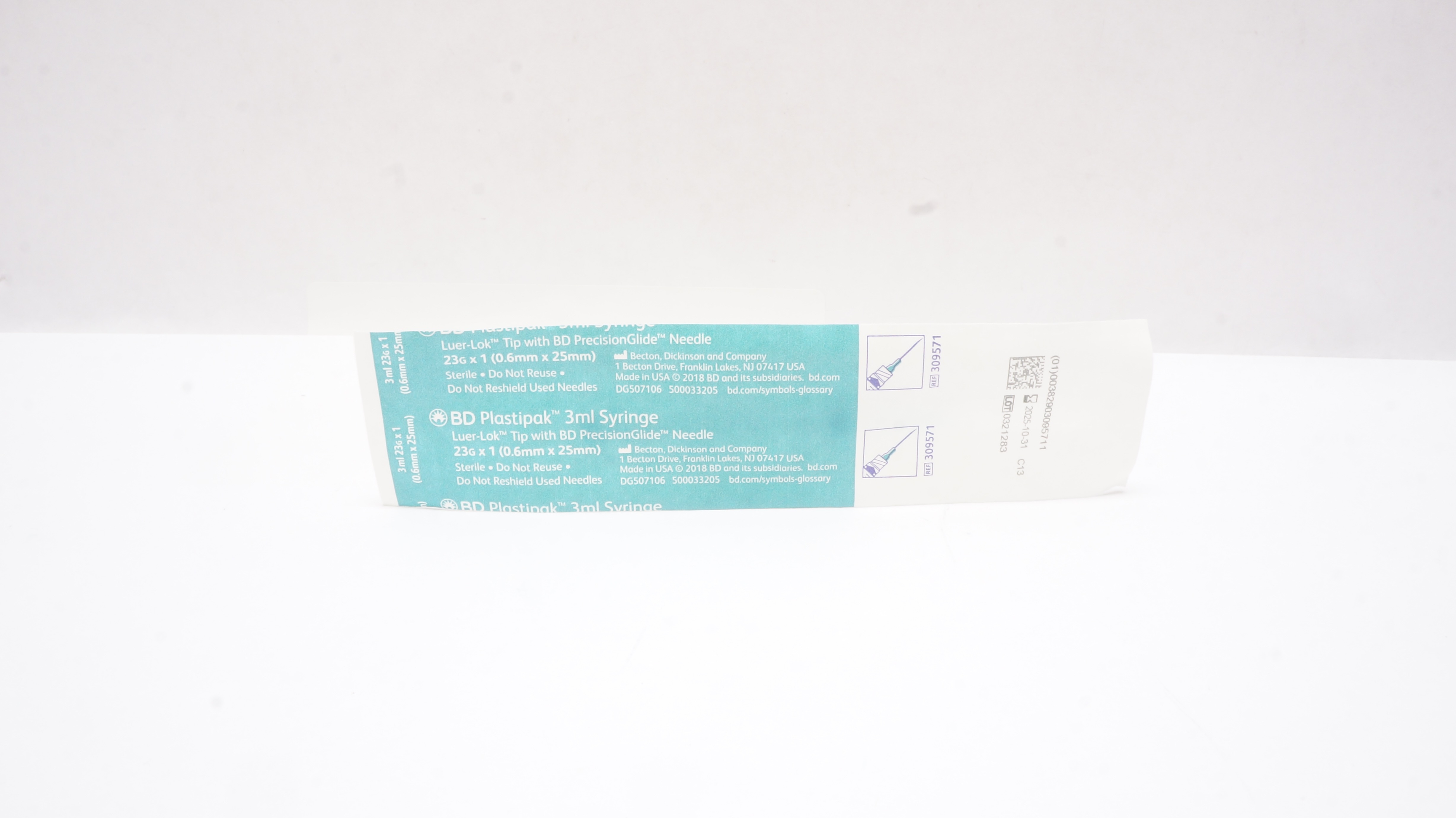 BD 309571 Plastipak Syringe 3ml Luer-Lok Tip w/PrecisionGlide Ndle 23G x 1