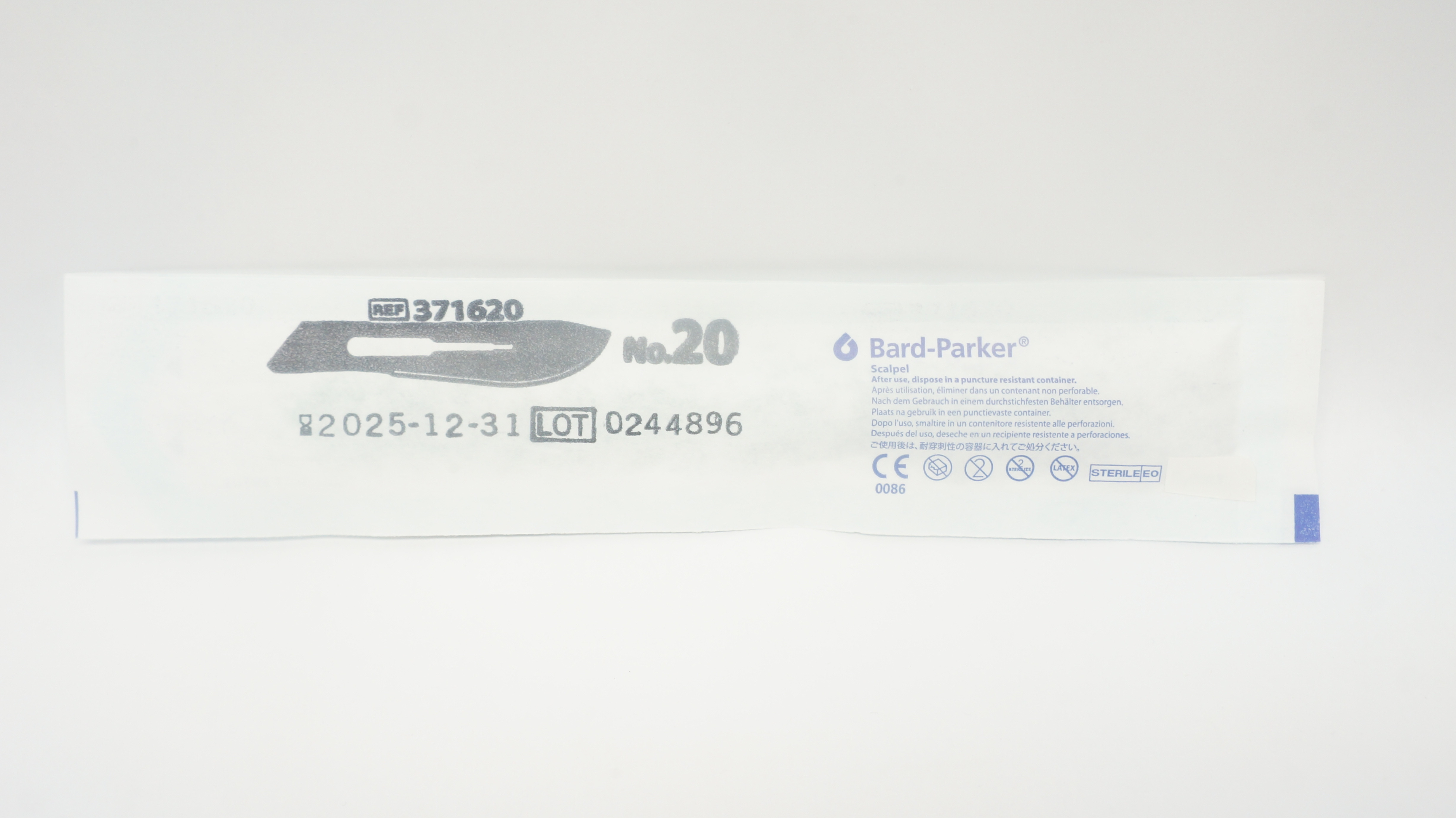 Aspen 371620 Scalpels Stainless Steel Surgical Blade N20 - Box of 10