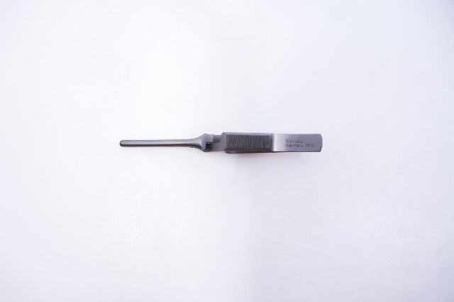 Codman 92-6309 A r t e r y   C l a m p   Bull Dog Debakey