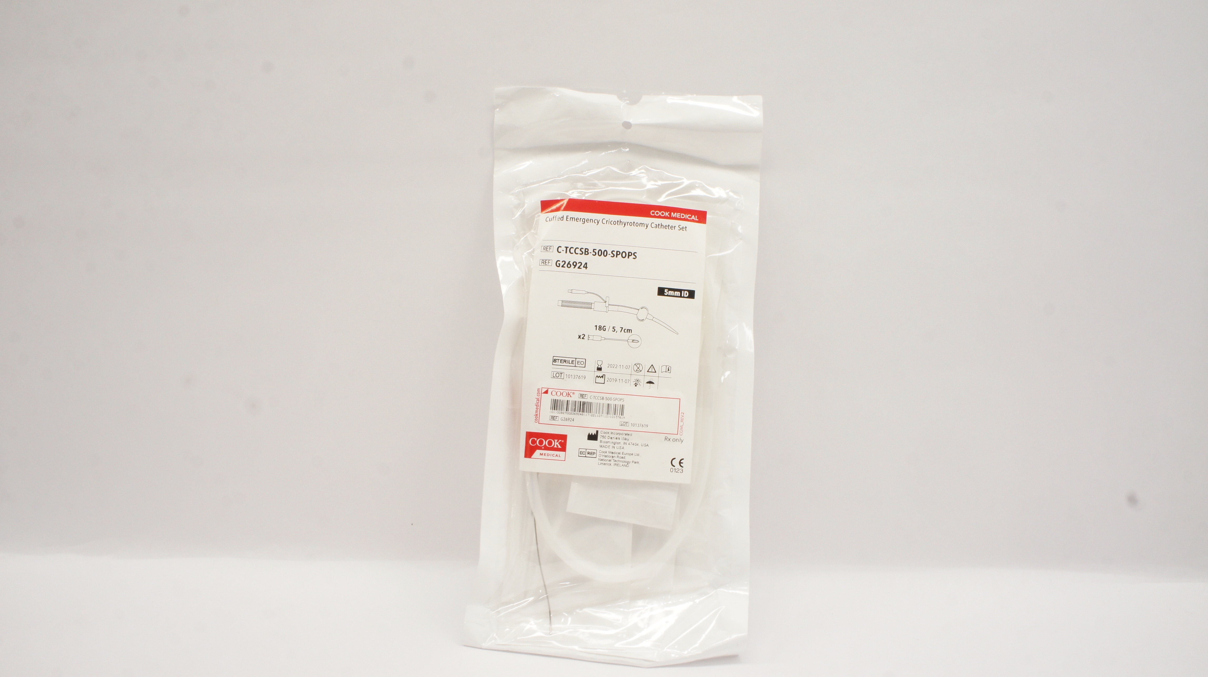 Cook Medical G26924 Cuffed Emergency Cricothyrotomy Cath. Set 5mm ID x 18G (x)