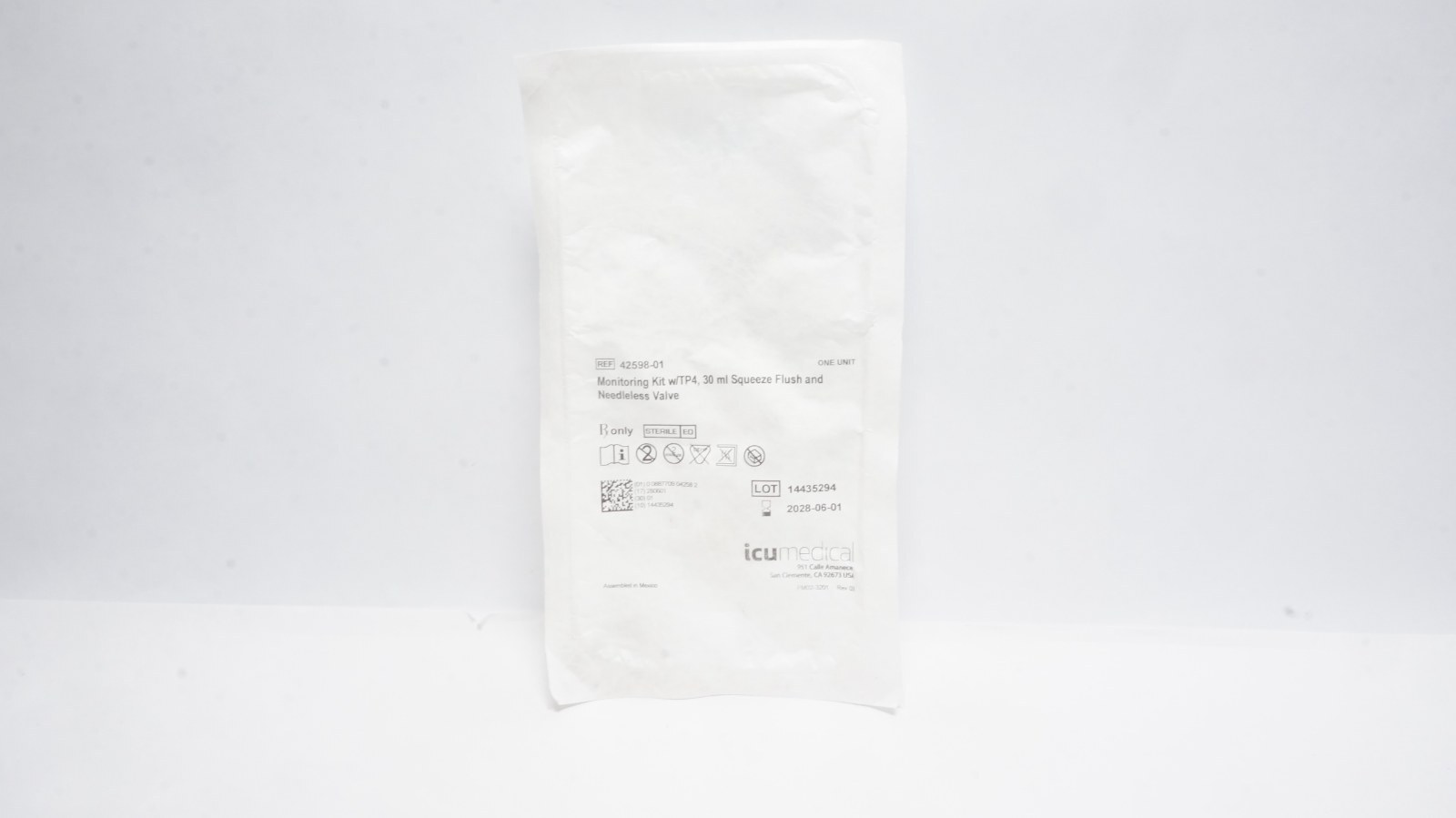 ICU Medical 42598-01 Monitoring Kit w/TP4 30 ml Squeeze Flush