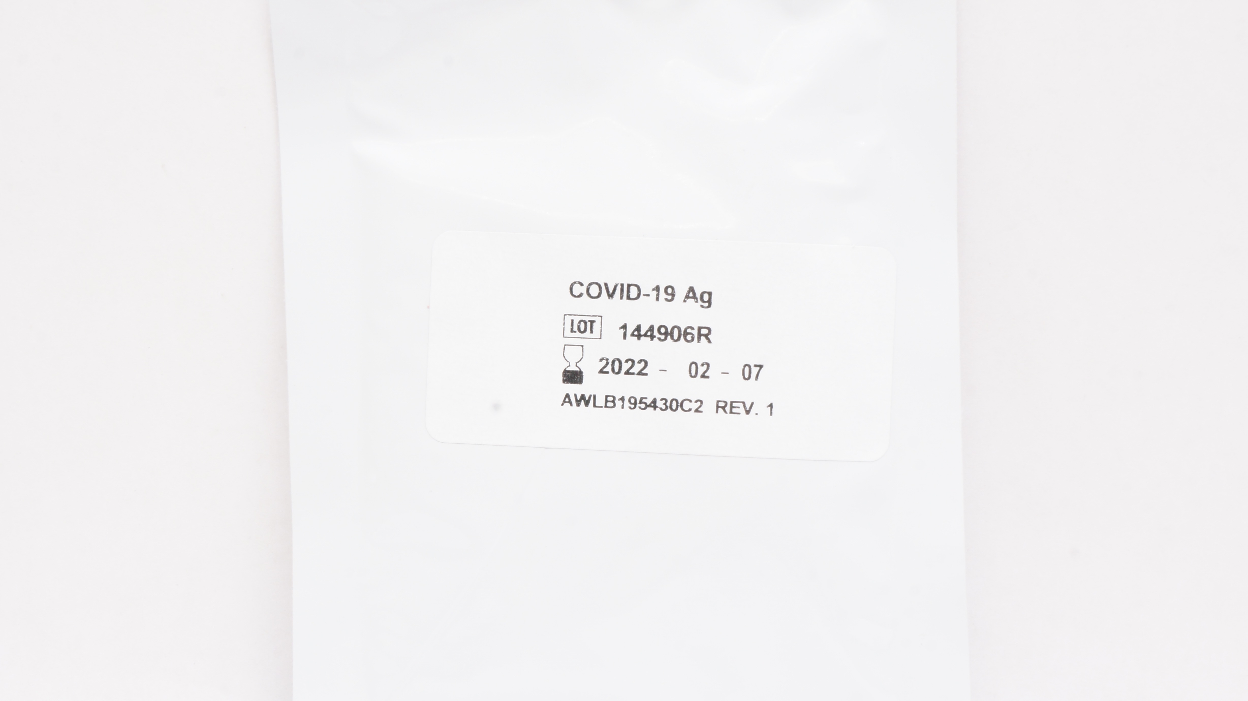COVID-19 Ag Rapid Test (x)