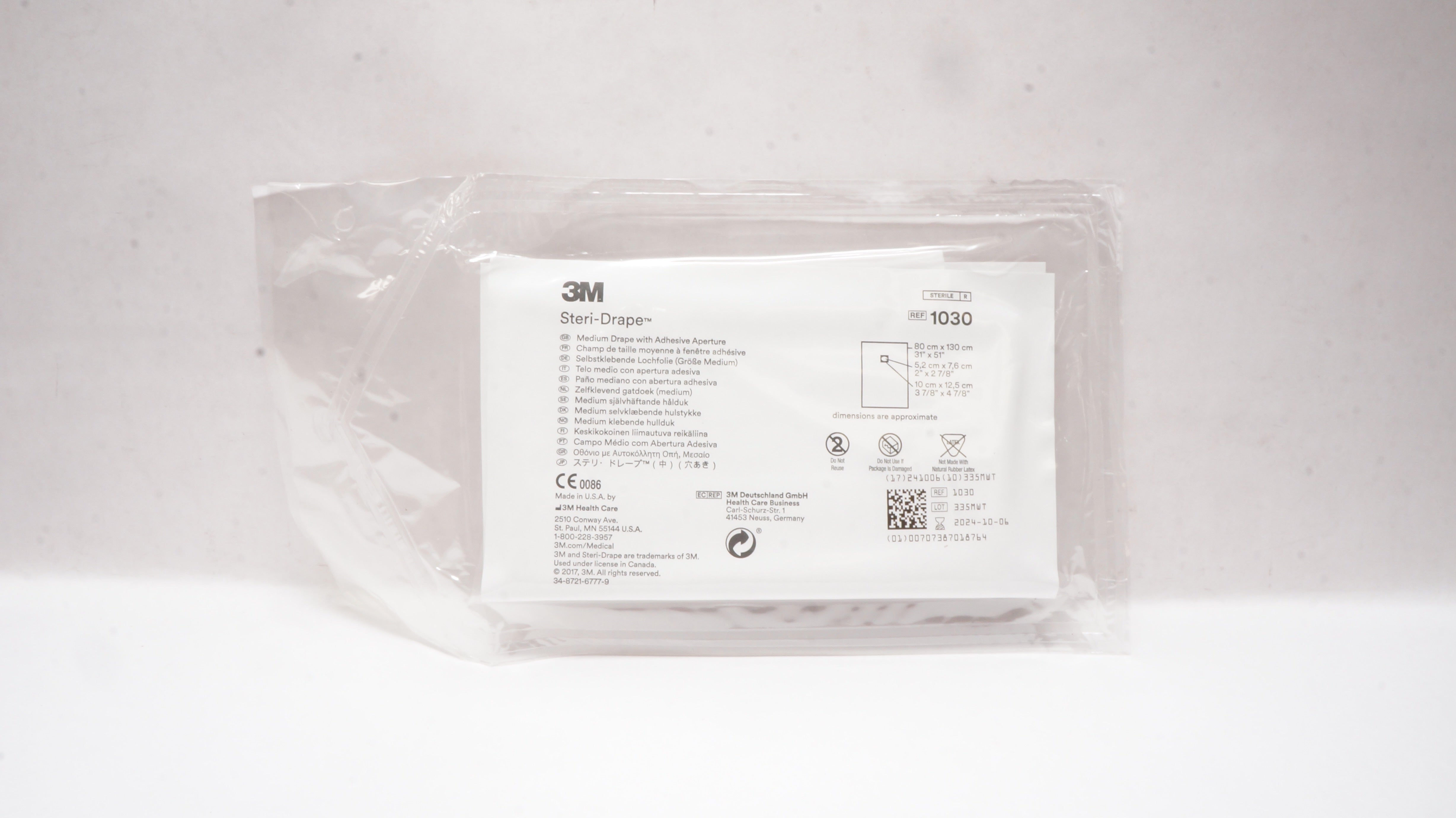 3M 1030 Steri-Drape Medium 31inch x 51inch 2inch x 2-7/8inch