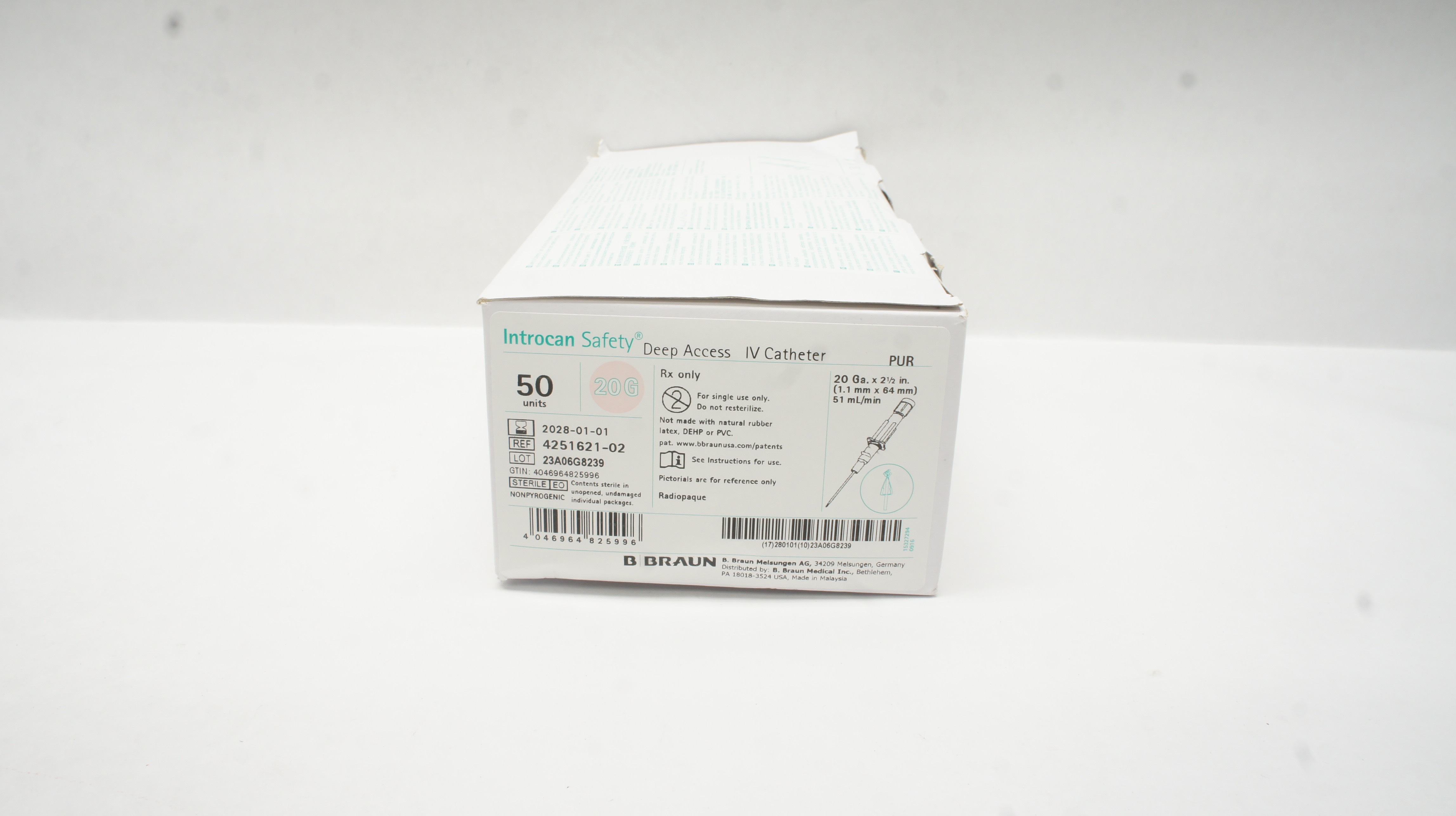 B.Braun Medical 4251621-02 Safety IV Cath. 20G x 2 1/2In - Box of 50