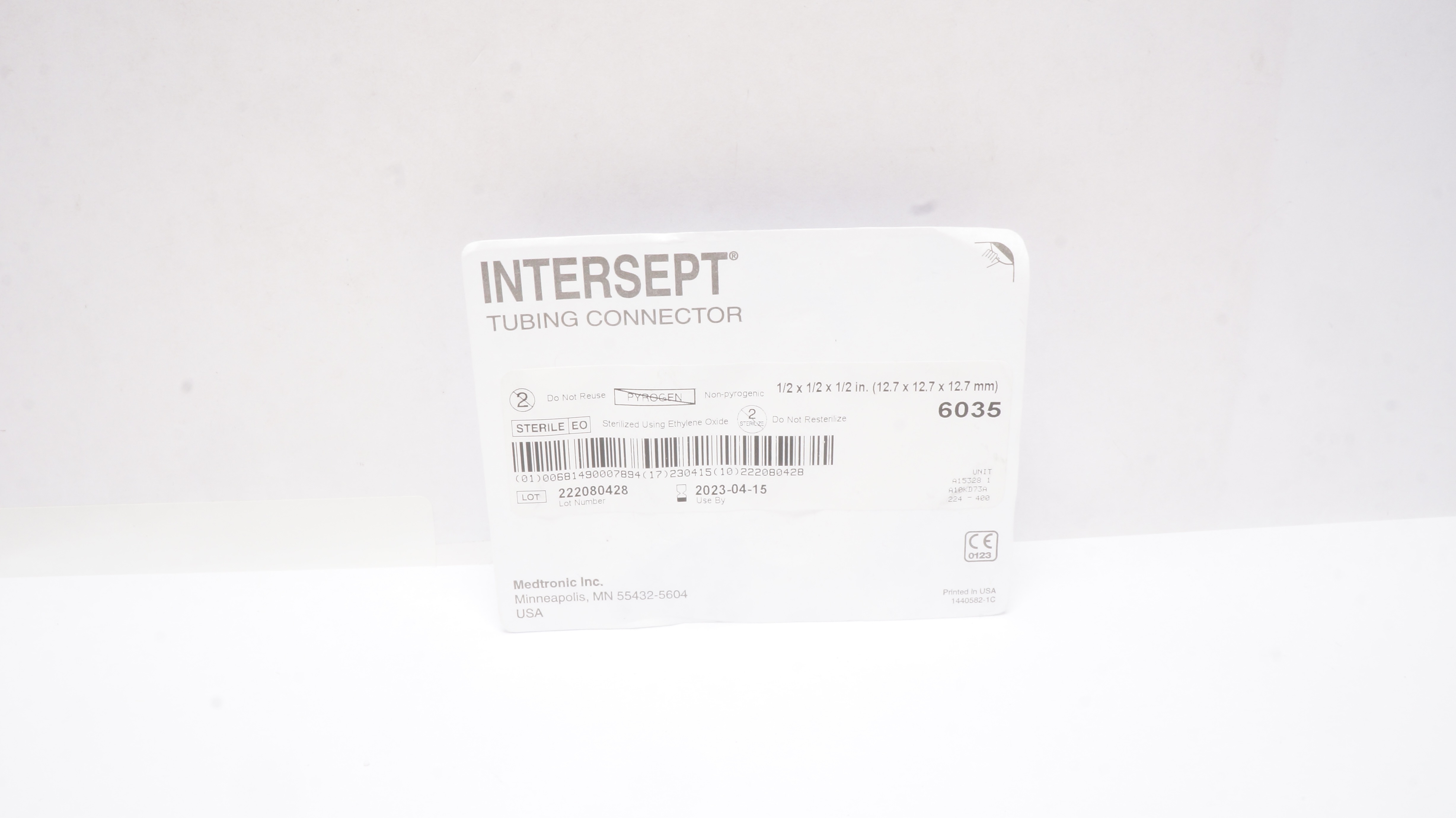 Medtronic 6035 Intersept Tubing Connector 1/2 x 1/2 x 1/2  (x)
