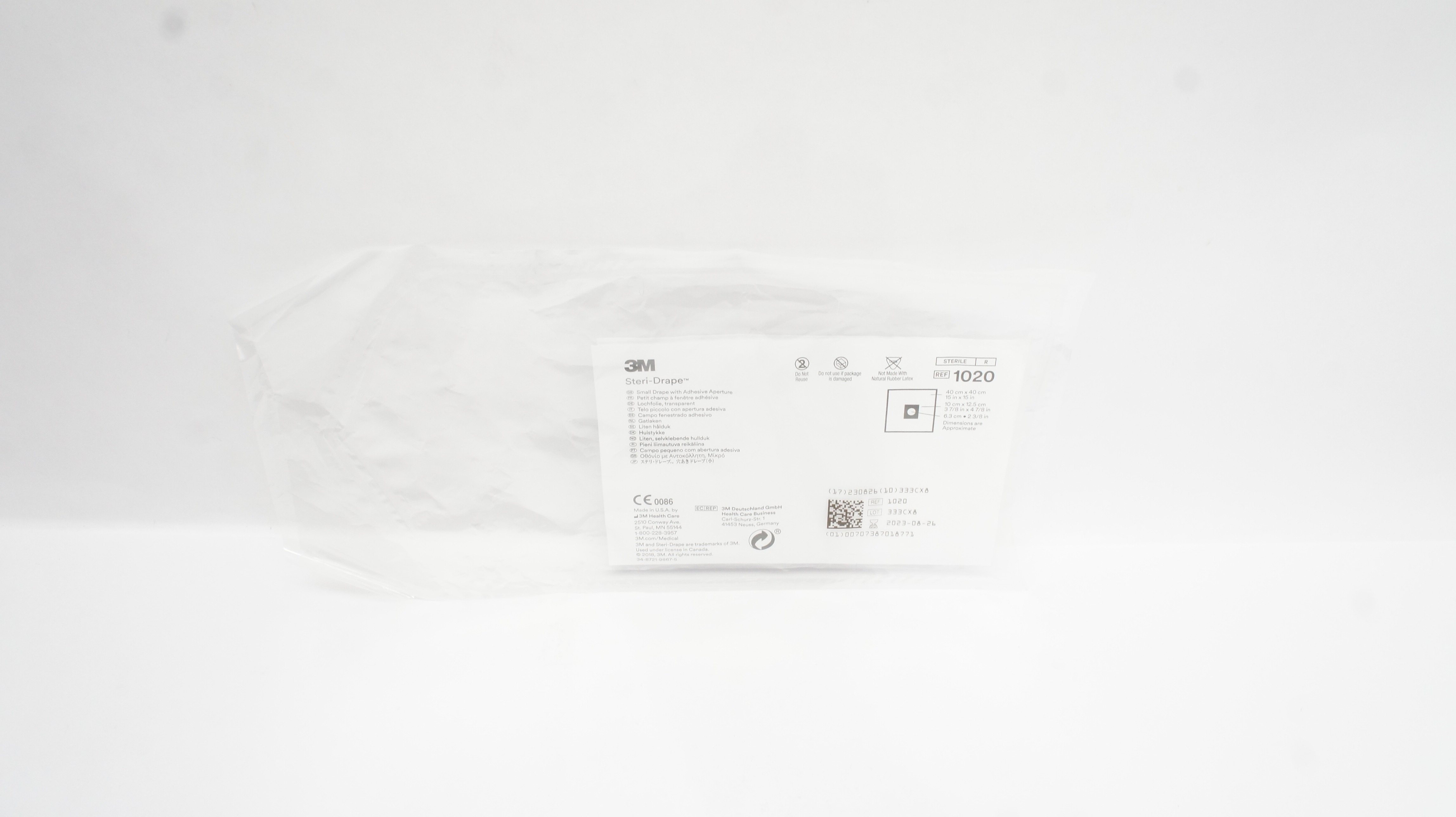 3M 1020 Steri-Drape Small Drape with Adhesive Aperture 15inch x 15inch (x)