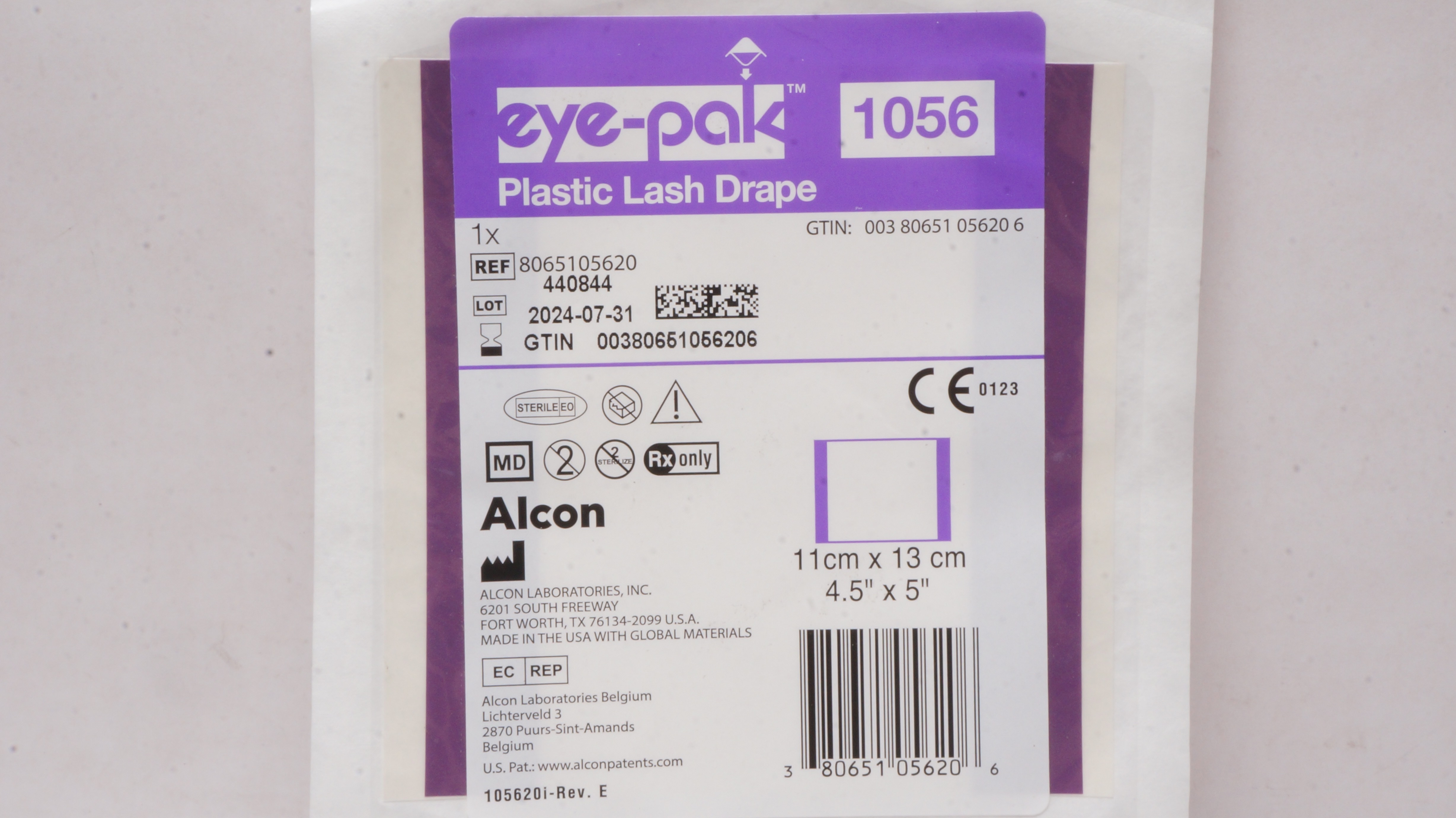 Alcon 8065105620 Eye-Pak Plastic Lash Drape 4 inch x 5 inch