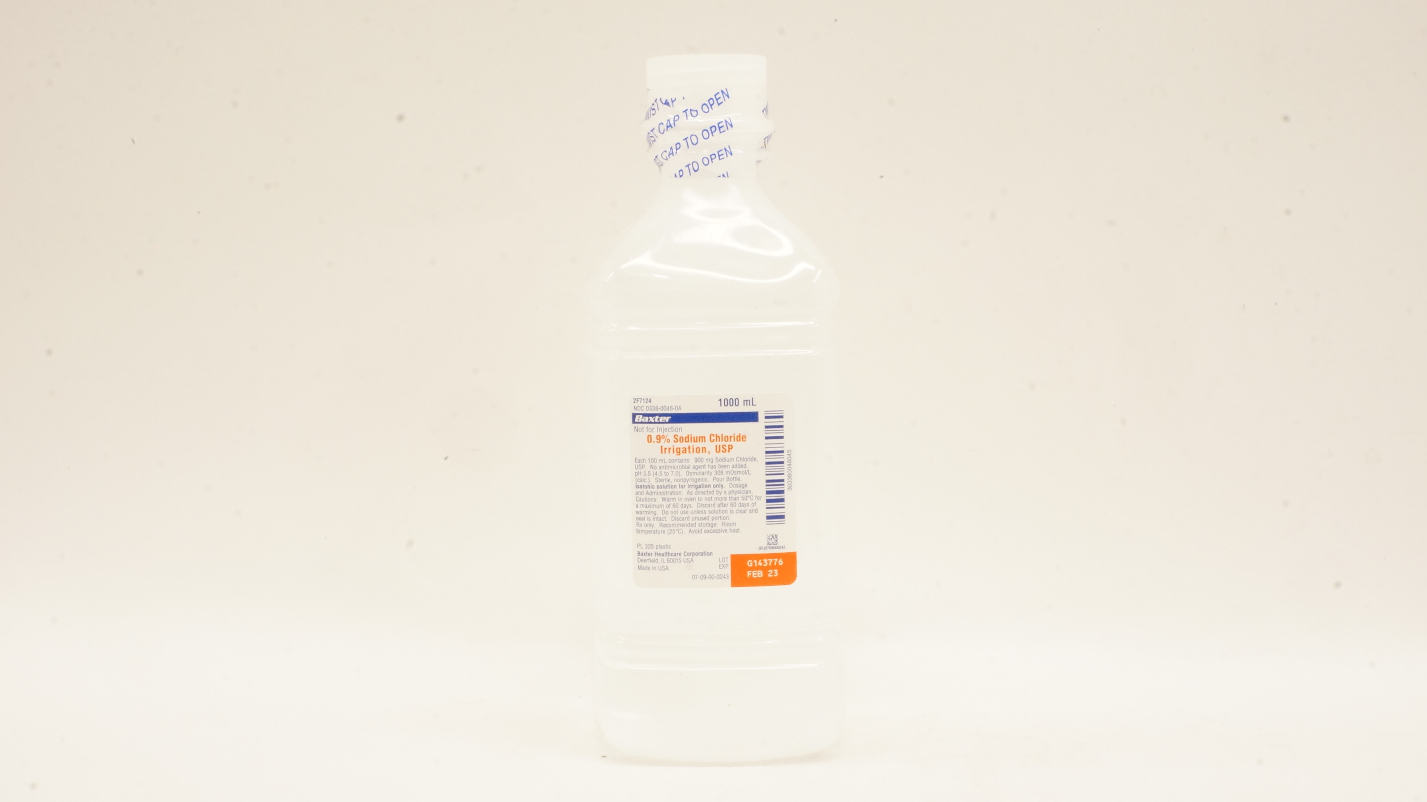Baxter 2F7124 0.9% Sodium Chloride Irrigation USP 1000 mL Bottle