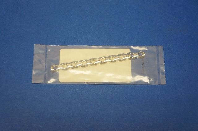 Synthes 245.00 3.5mm Reconstruction Plate 10 Holes/ 118mm