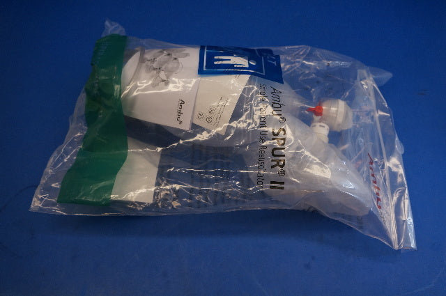 Ambu 520611000 Spur II Adult Resuscitator W/adult Medium Mask Tubing for O2