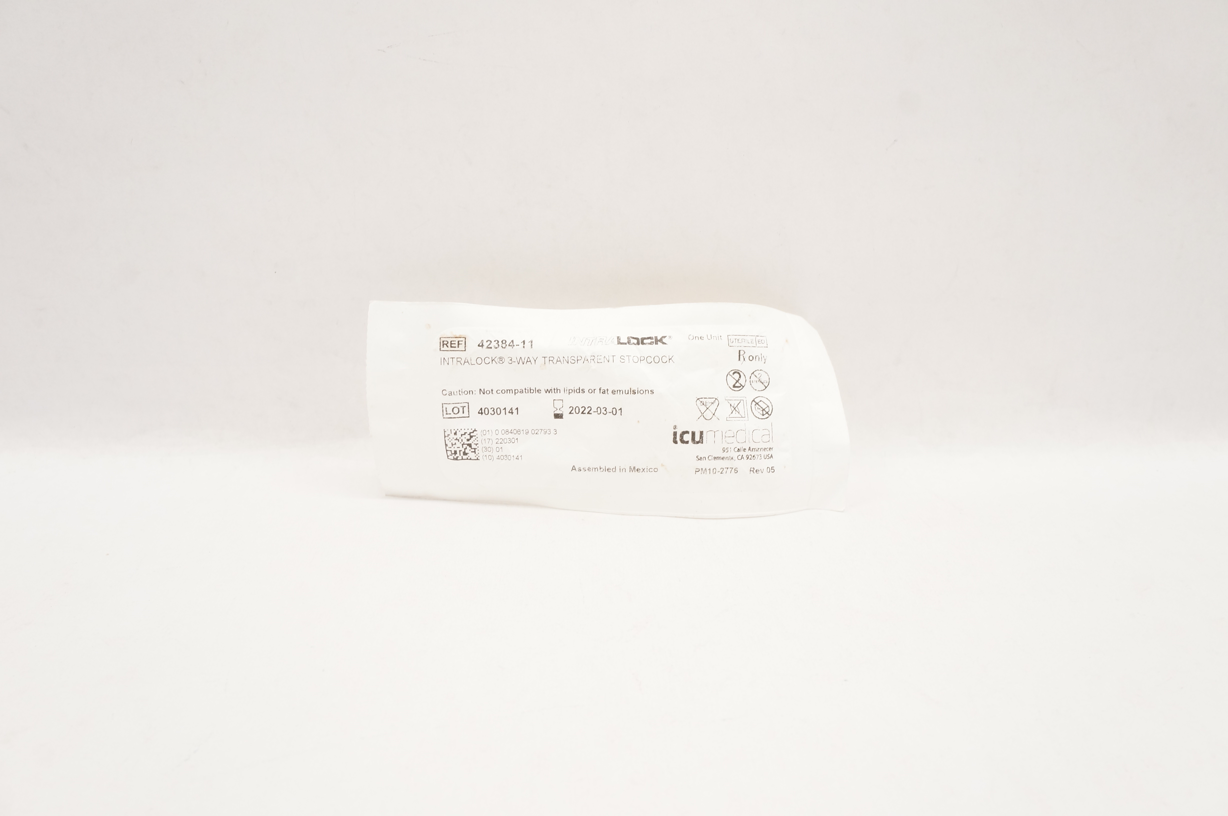 IcuMedical 42384-11 IntraLock 3-way Transparent Stopcock (x)