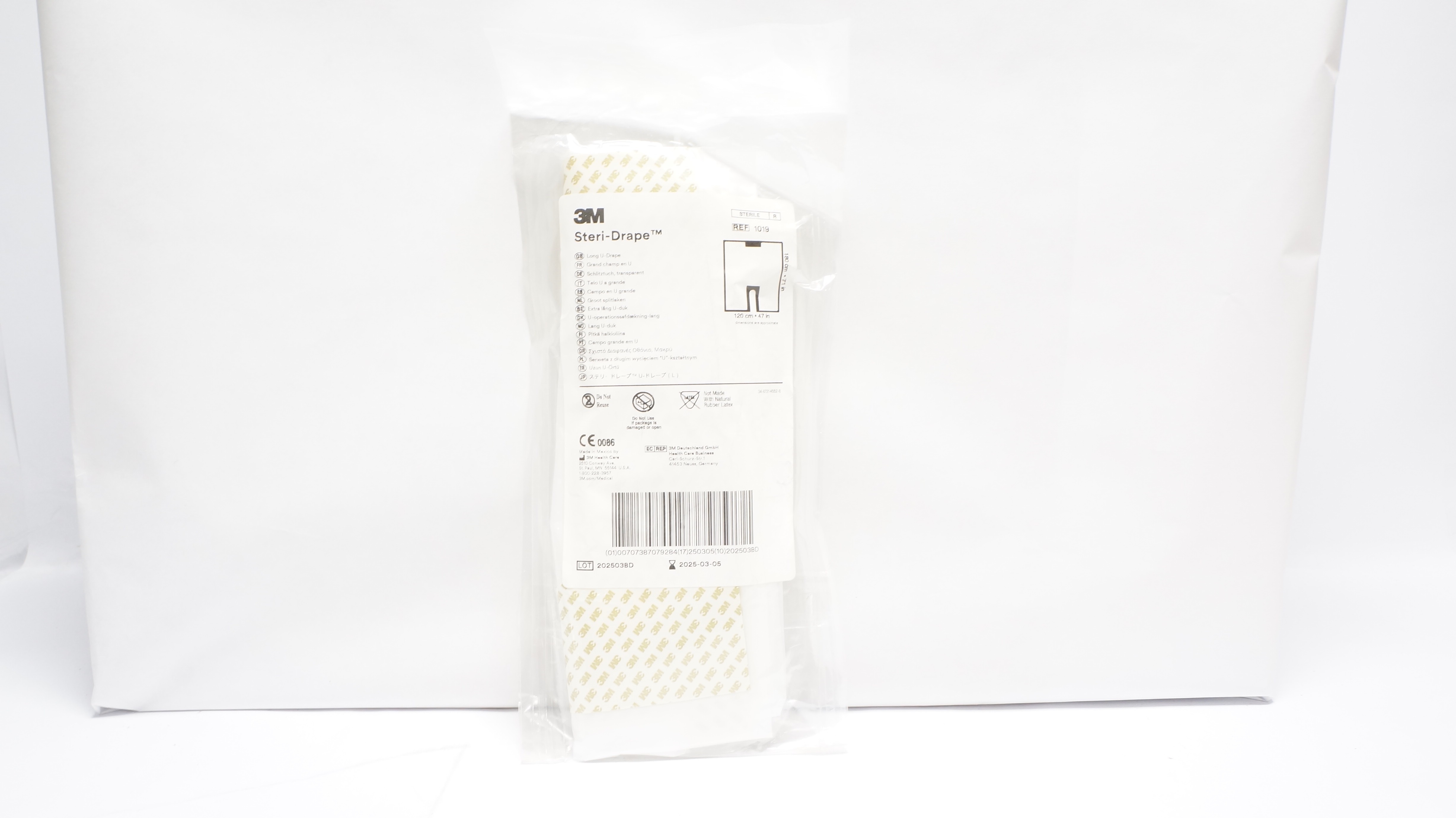 3M 1019 Steri-Drape, Long U-Drape 47inch x 71inch Approx. (x)