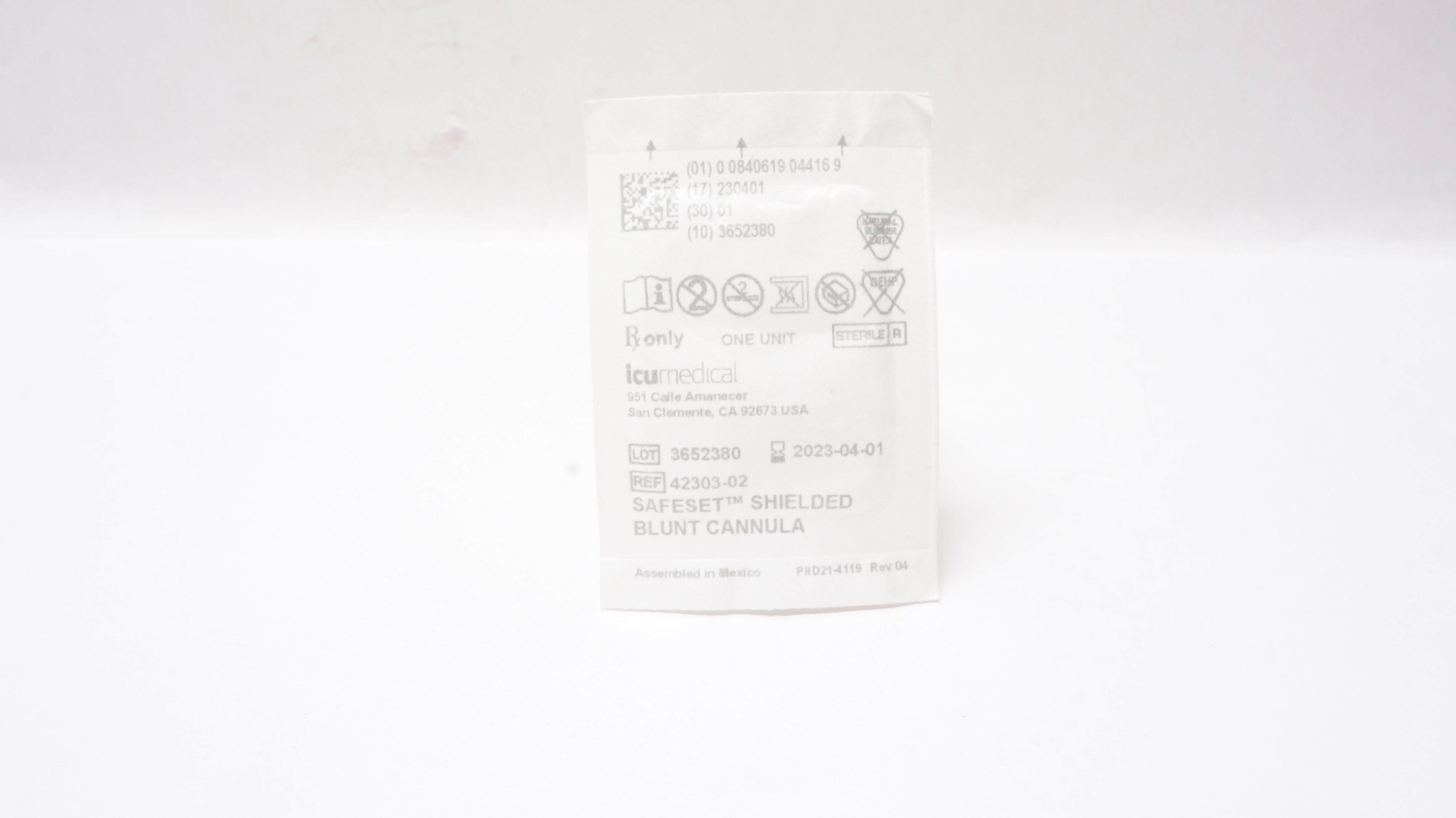 ICU Medical 42303-02 Safeset Shielded Blunt Cannula (x)