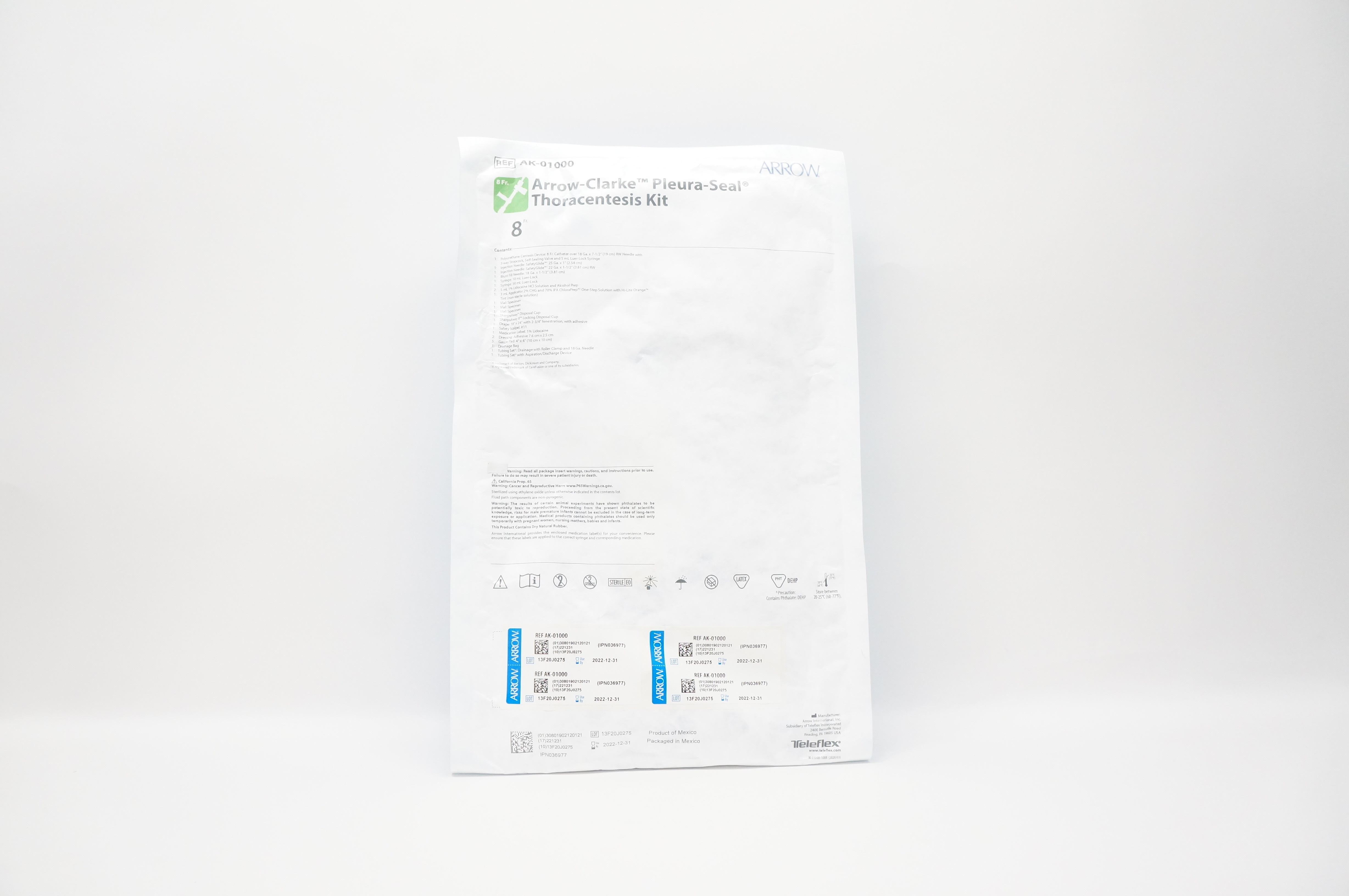 Arrow AK-01000 Arrow-Clarke Pleura Seal Thoracentesis Kit 8 Fr (x)