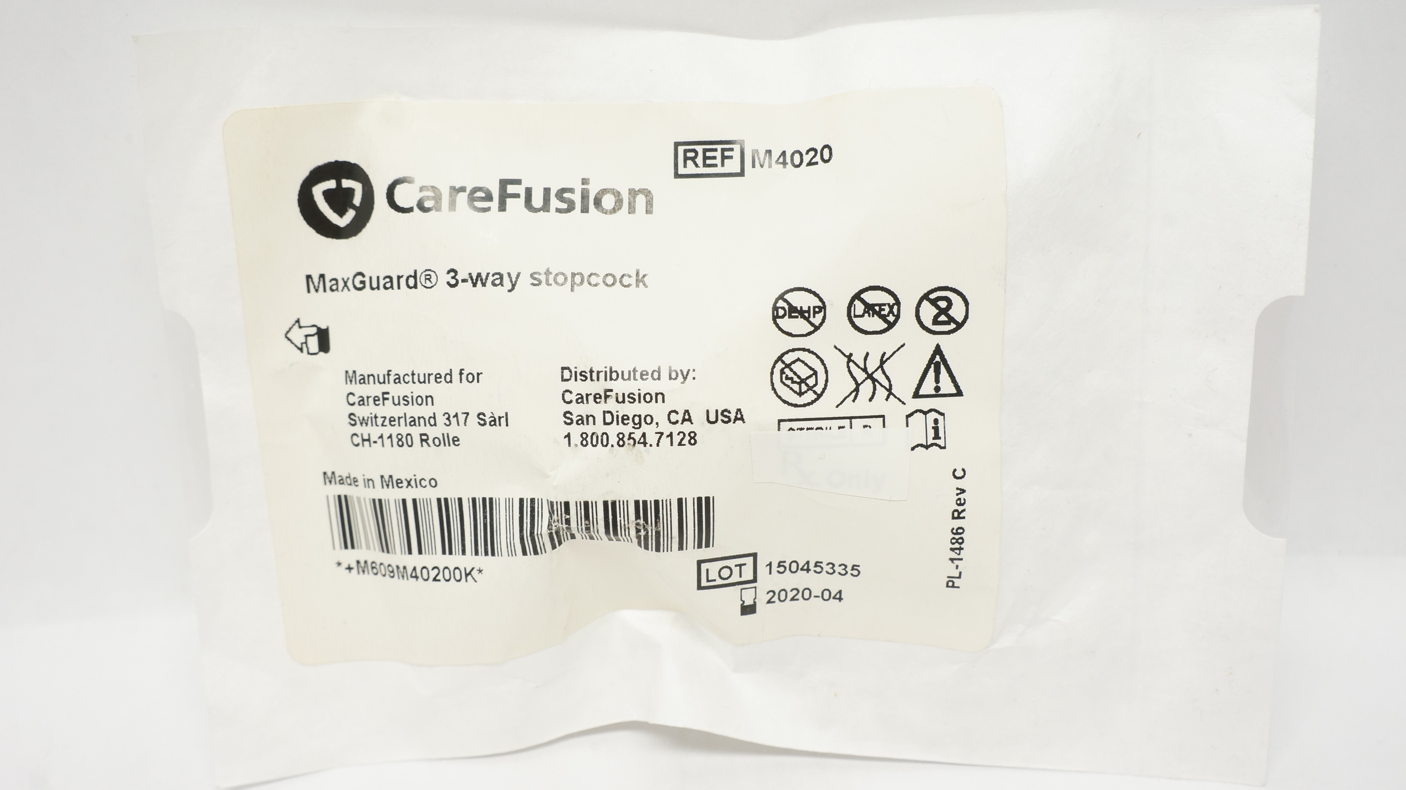 CareFusion M4020 MaxGuard 3-Way Stopcock (x)