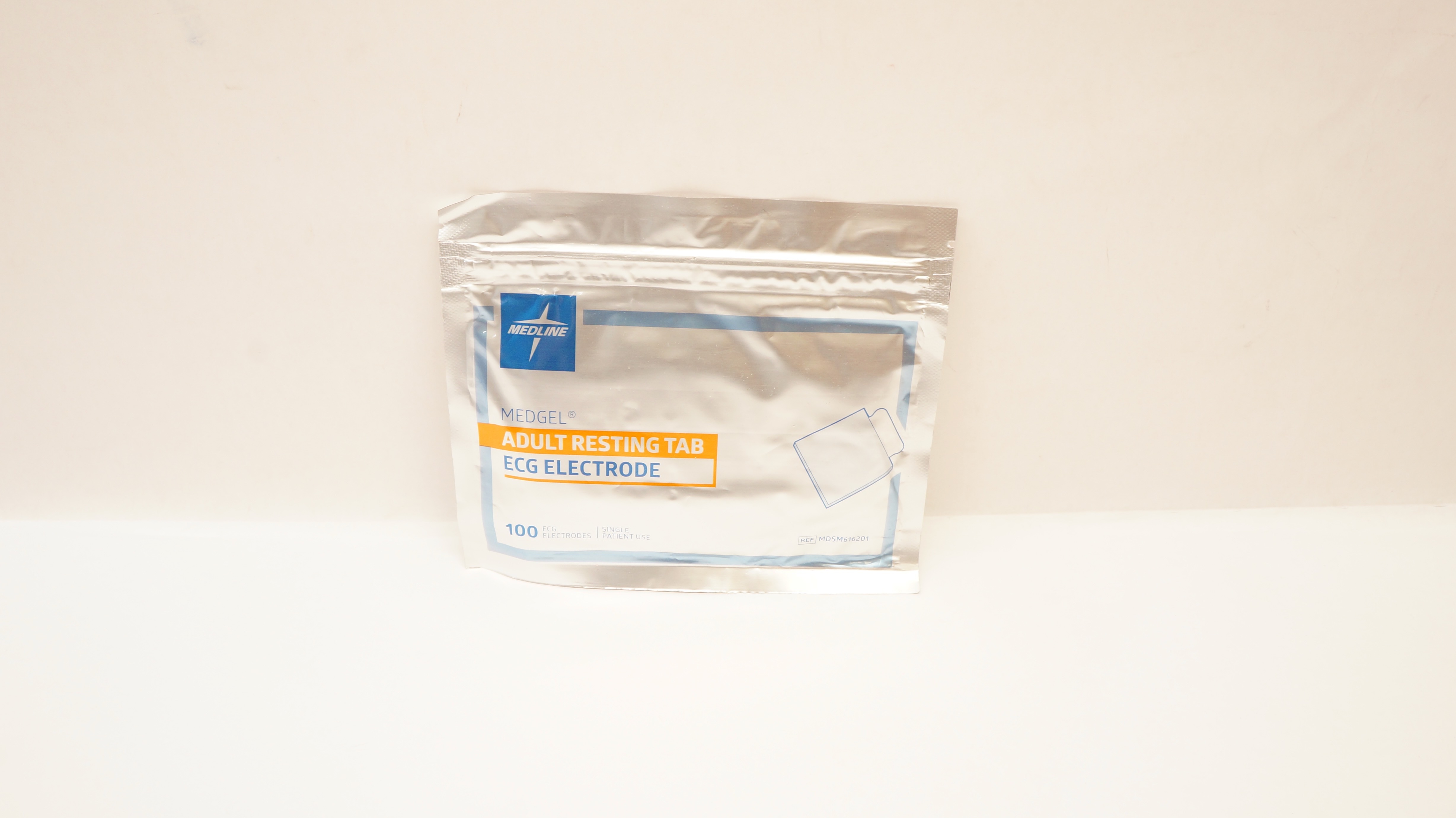 Medline MDSM616201 Medgel Adult Resting Tab ECG Electrode (x) - Pack of 100