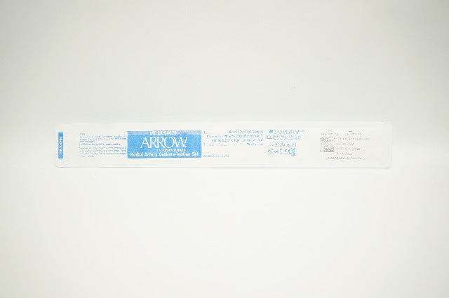 Arrow RA-04020 Radial Artery Catheterization Set  20Ga x 1 3/4 inch