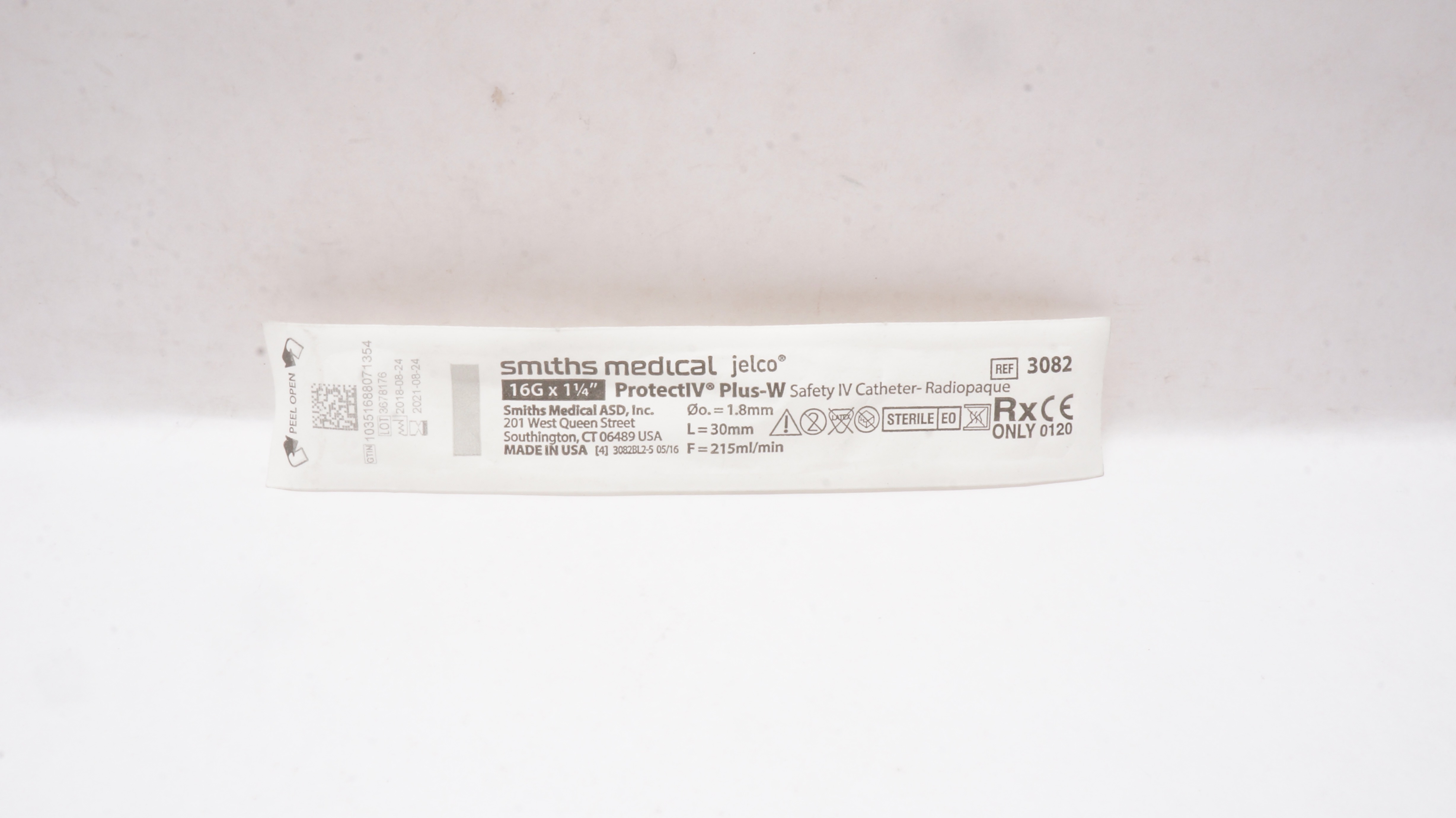 Smiths Medical 3082 Protect IV Plus-W Safety Caths.16G x1 1/4In (x)