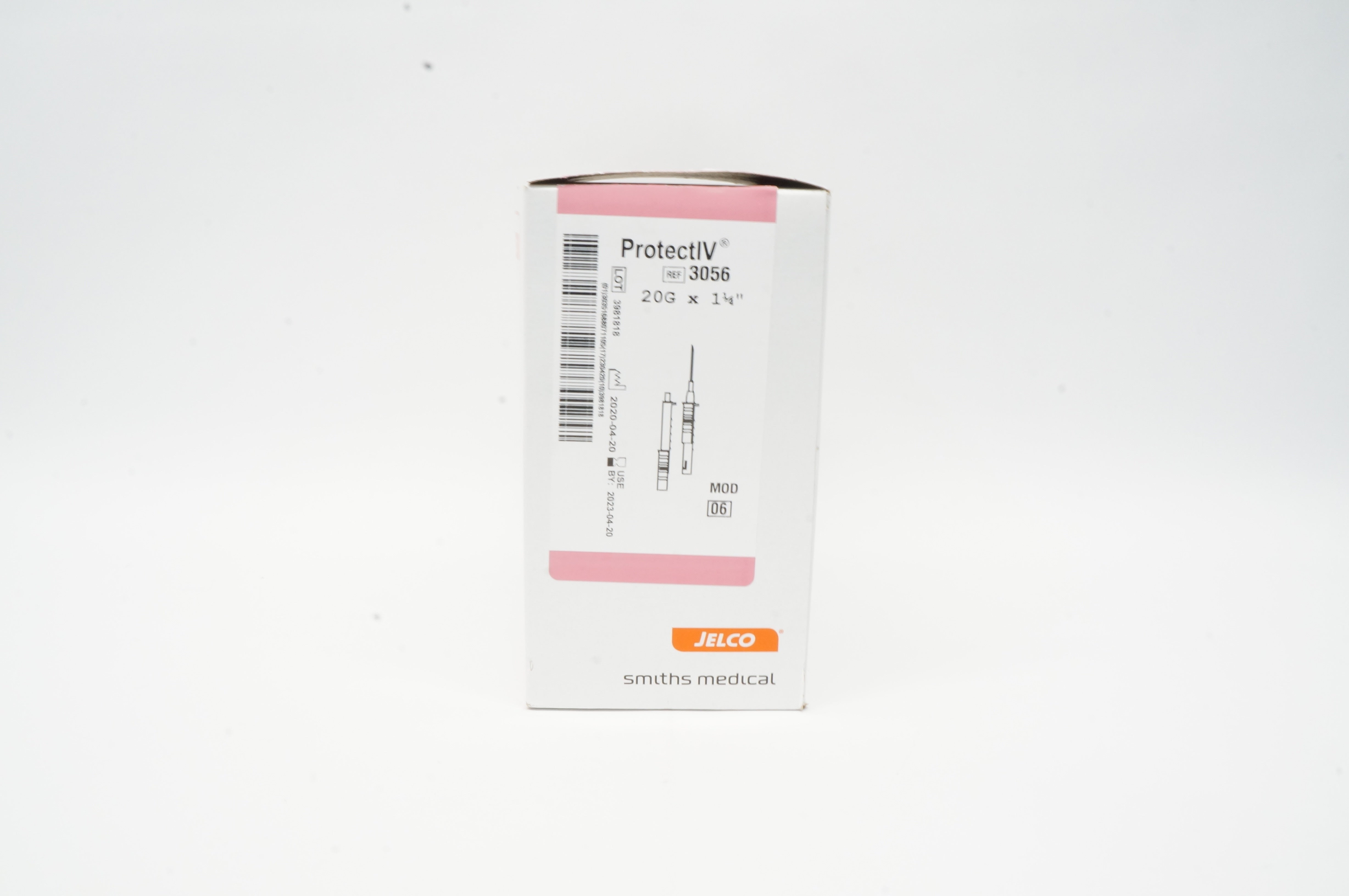 Smiths Medical 3056 Jelco Protect IV 20G x 1-1/2inch - Box of 50