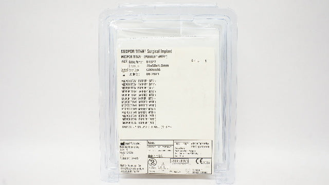 Stryker 81027 Medpor Titan Surgical Impalnt Barrier 76x50x1.0mm (x)
