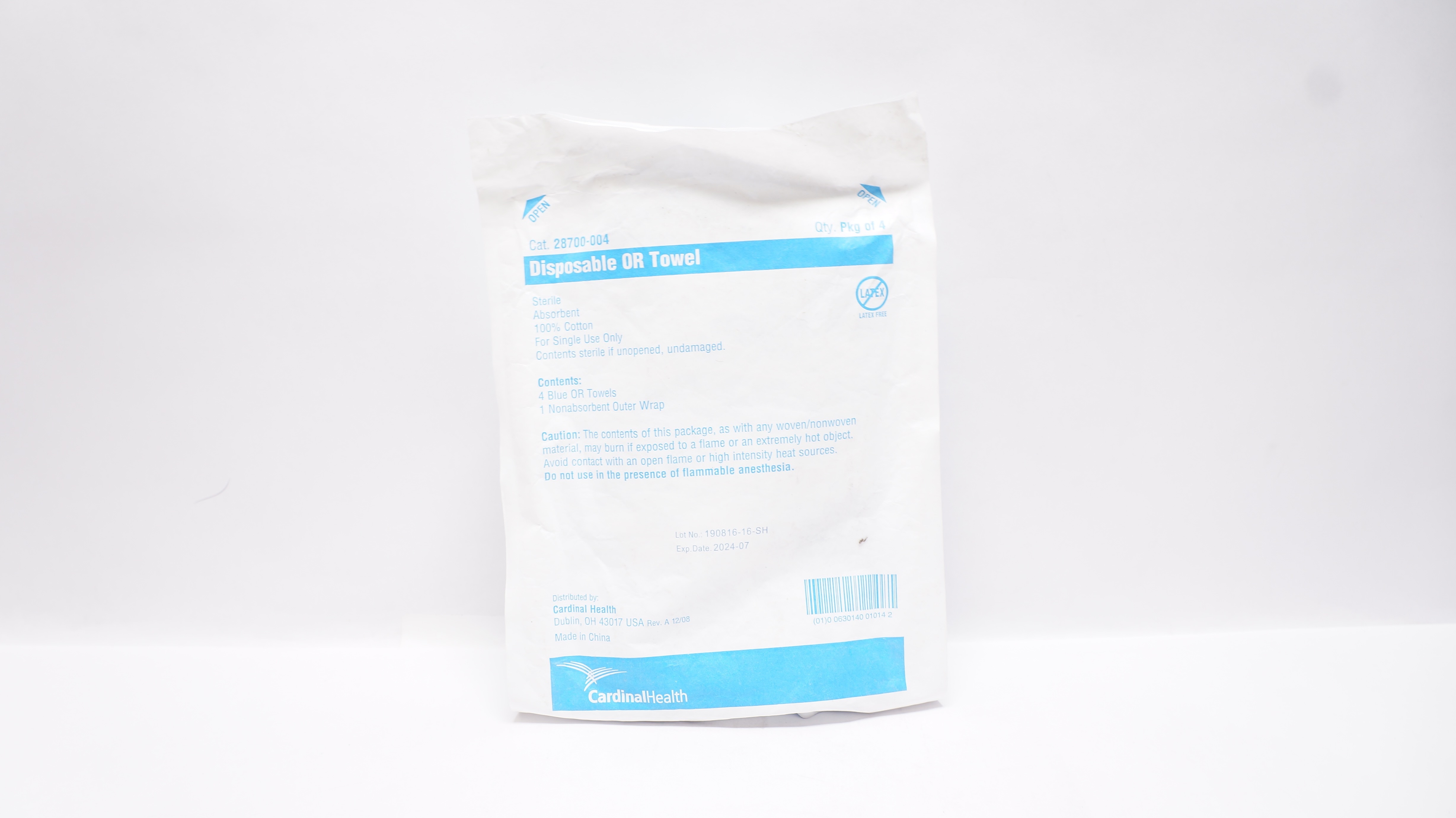 Cardinal Health 28700-004 Disposable OR Towel - Pack of 4