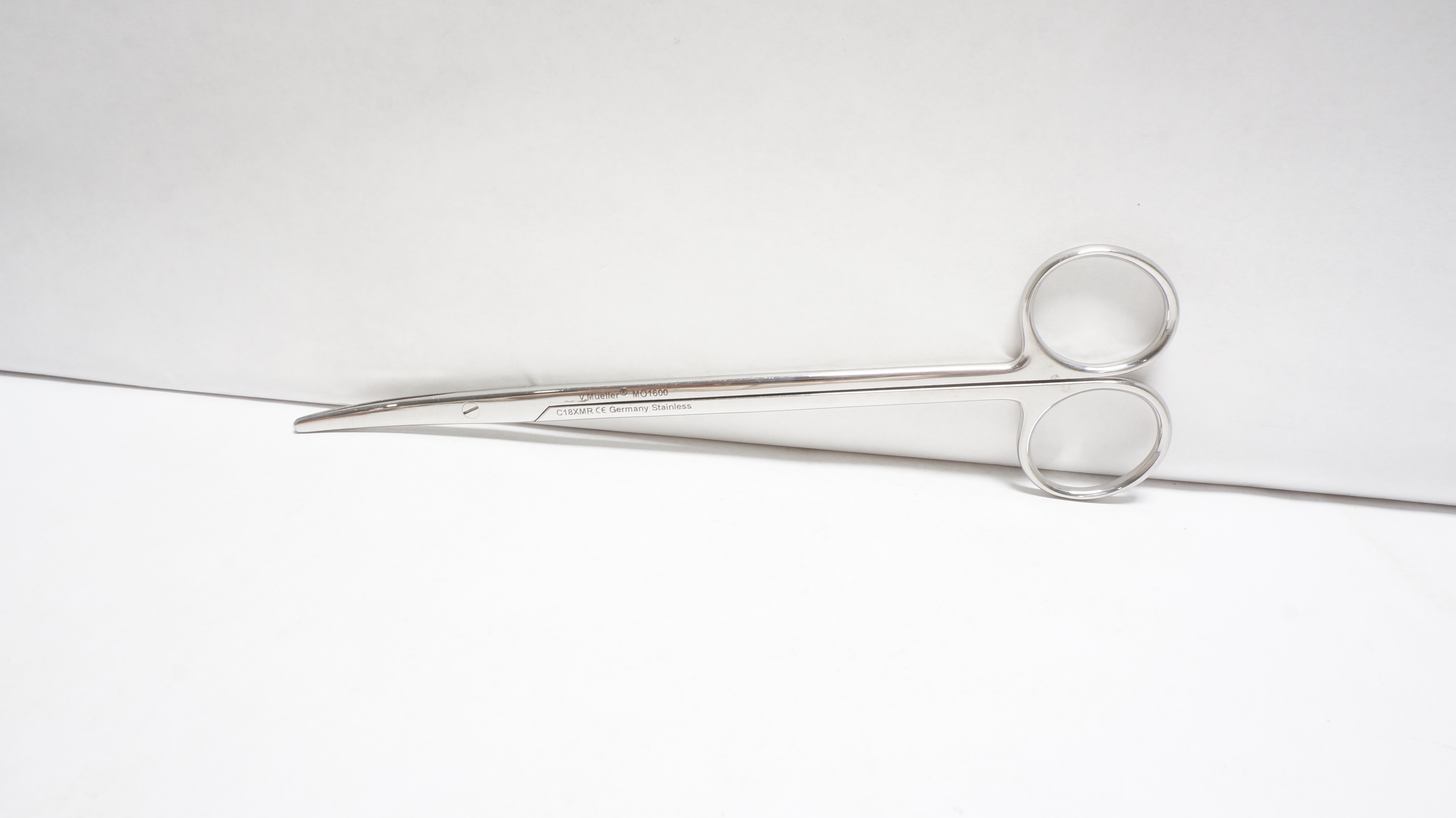 V. Mueller MO1600 Surgical B/B Metzenbaum Dissecting Scissors C18XMR