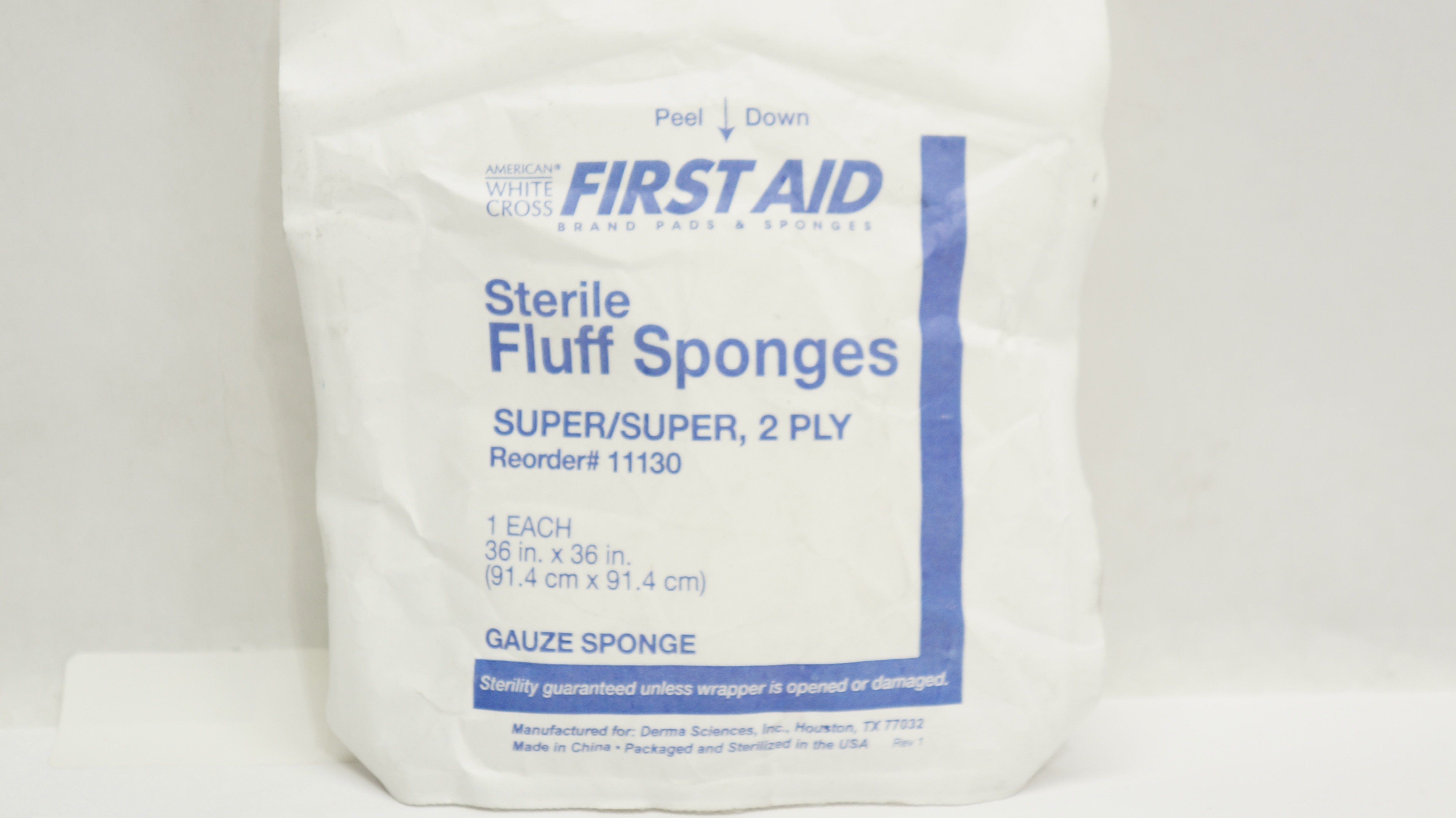 First Aid 11130 Sterile Fluff Sponges, Gauze Sponge Super/Super 2-Ply 36x 36inch