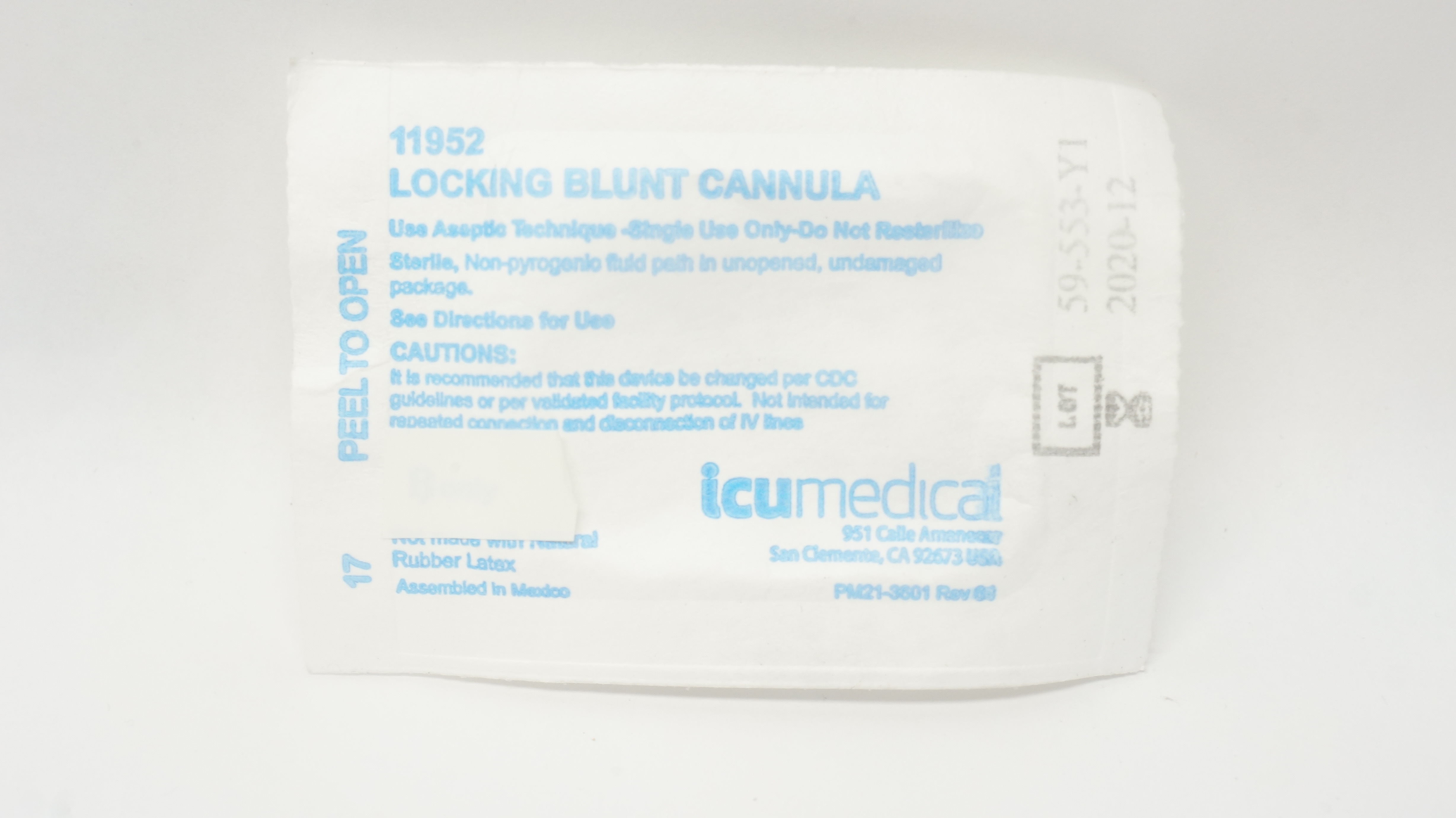 ICU Medical 11952 Locking Blunt Cannula (x)
