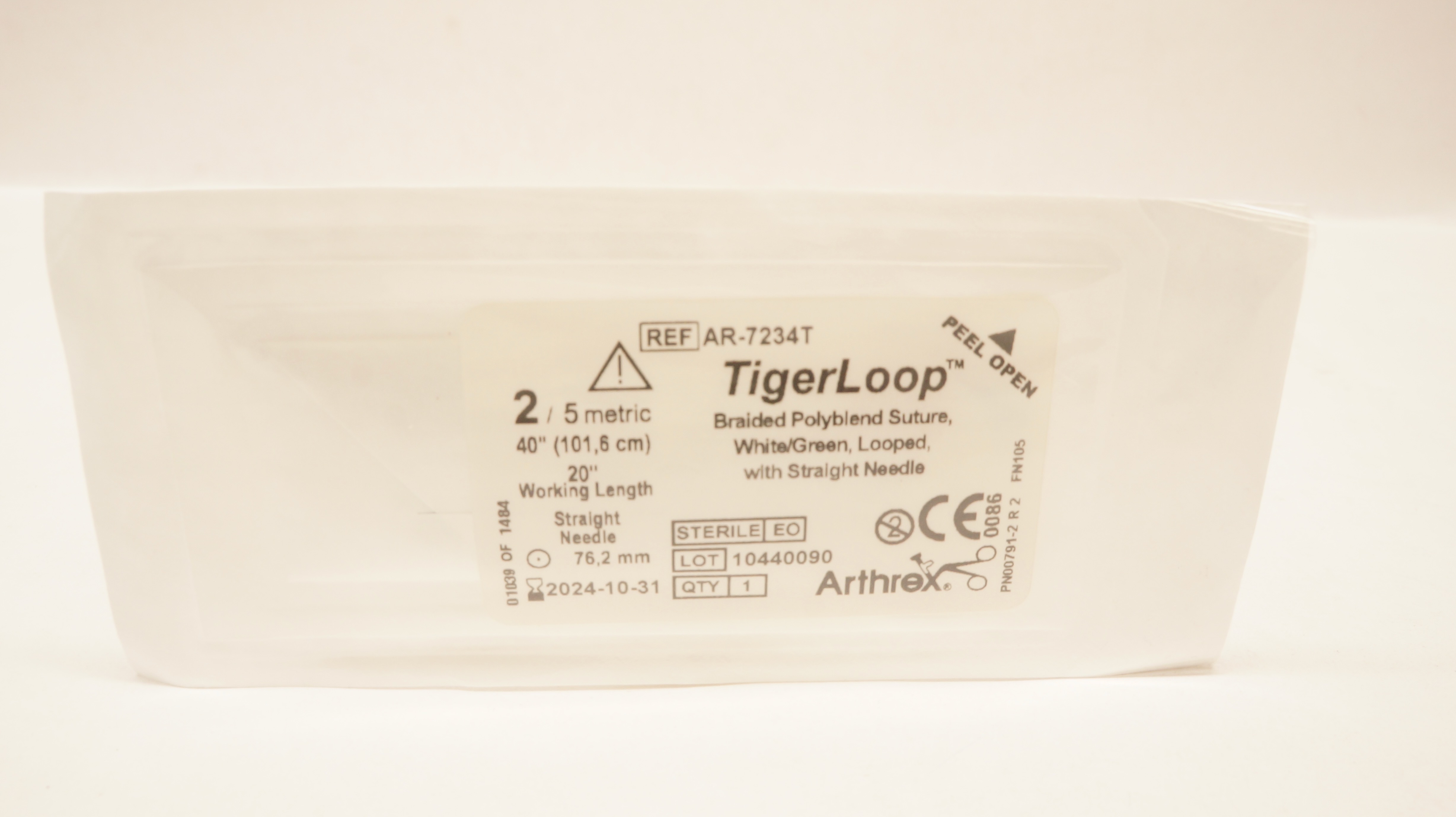 Arthrex AR-7234T 2 TigerLoop Braided Polyblend Stre 76.2mm Straight Ndle, 40inch