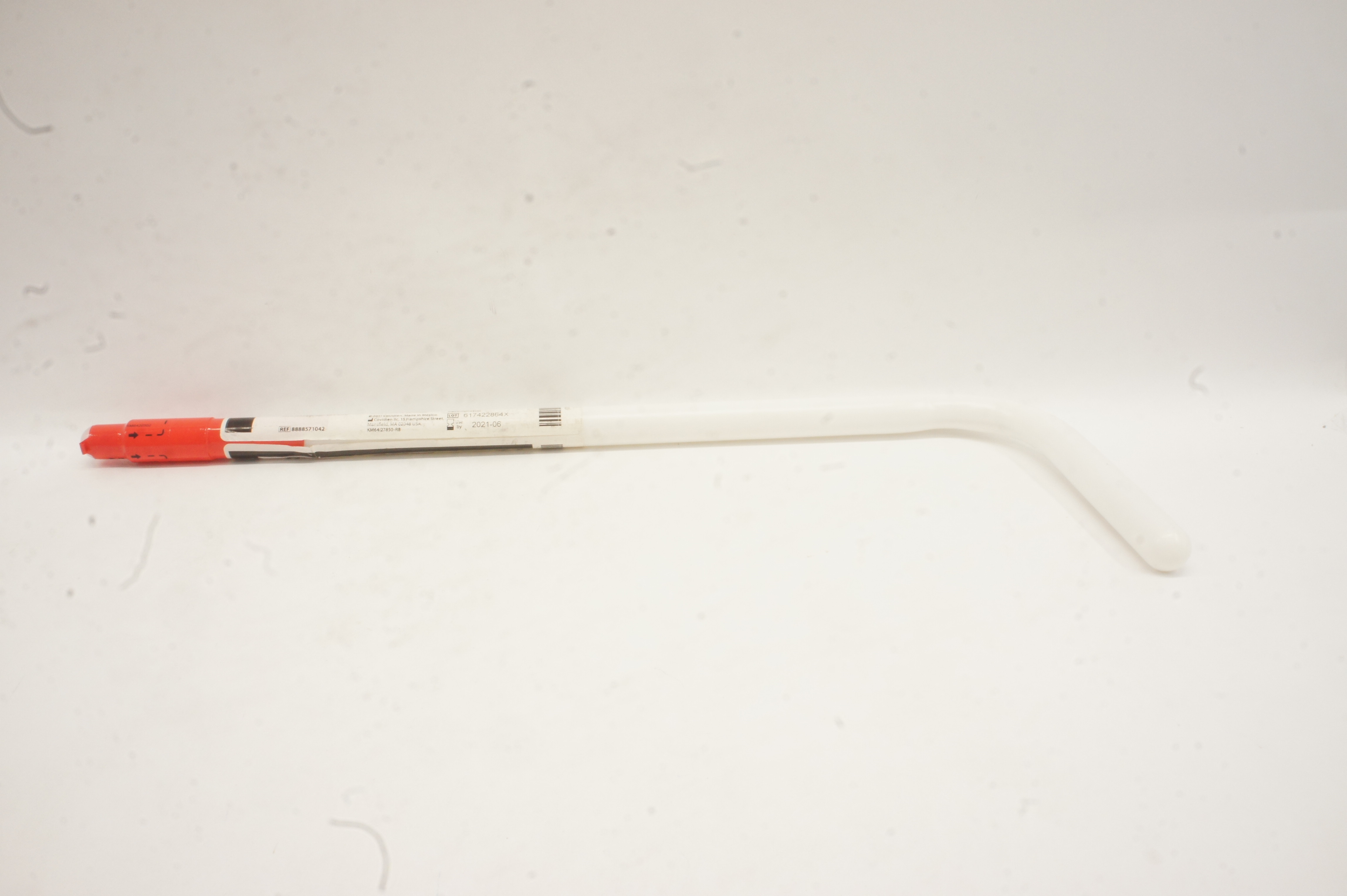 Covidien 8888571042 Argyle Thoracic Cath. Right Angle 28Fr/Ch x 20inch (x)