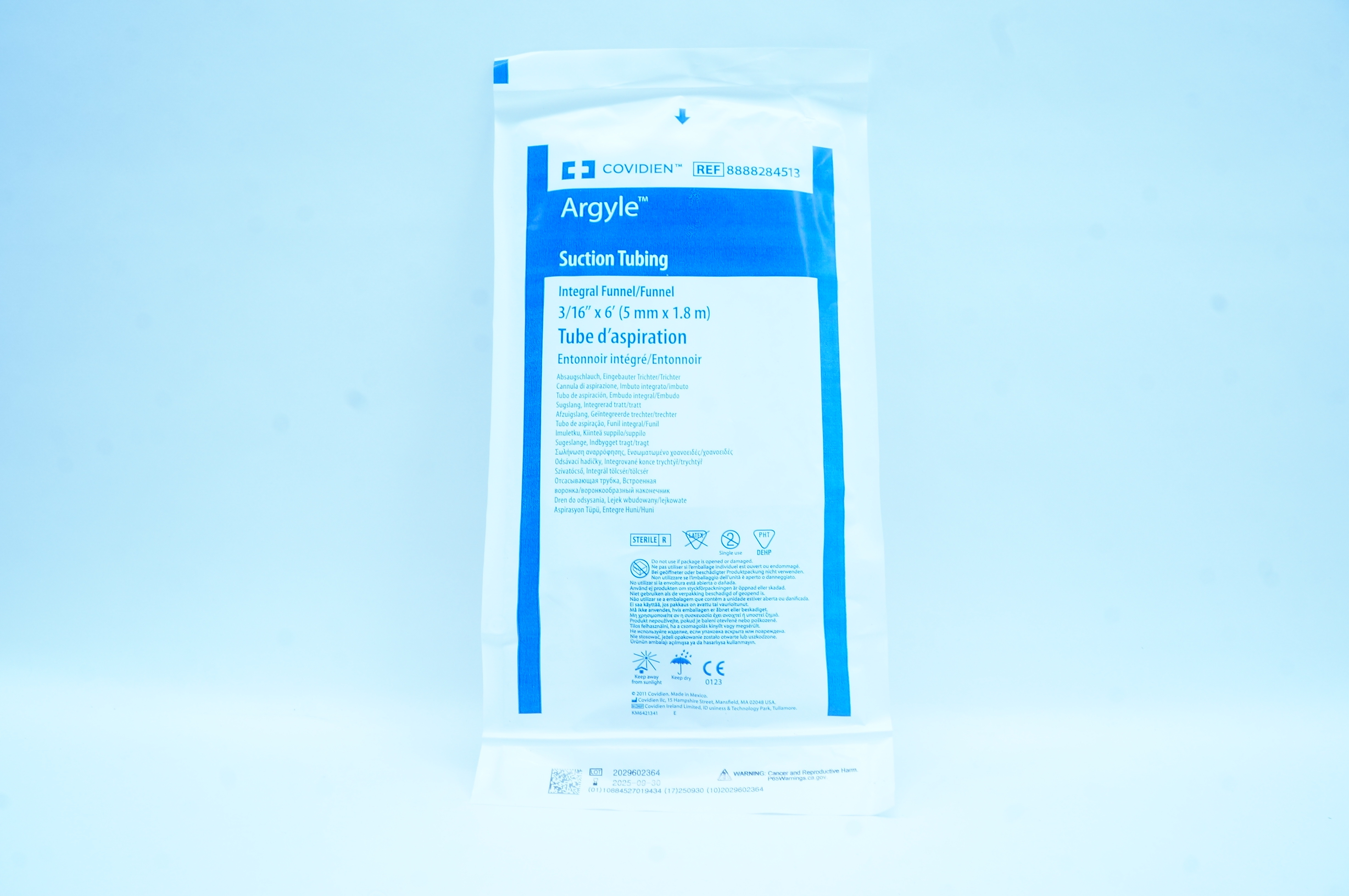 Covidien 8888284513 Argyle Suction Tubing, Integral Funnel/Funnel 3/16in x 6ft