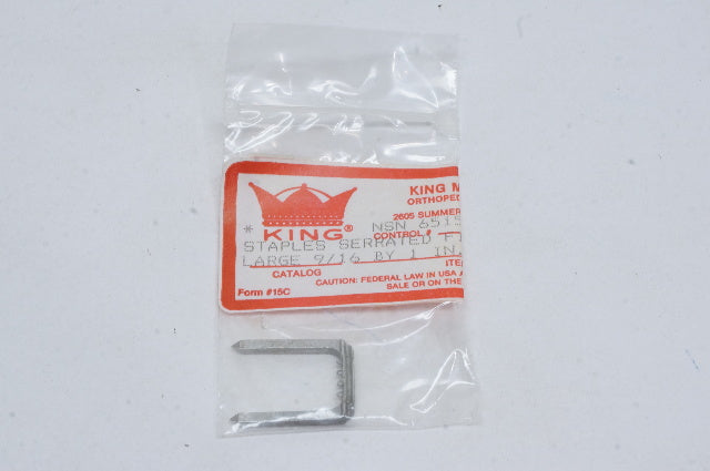 King Staples Serrated Fixation With Spikes Large 9/16 by 1inch