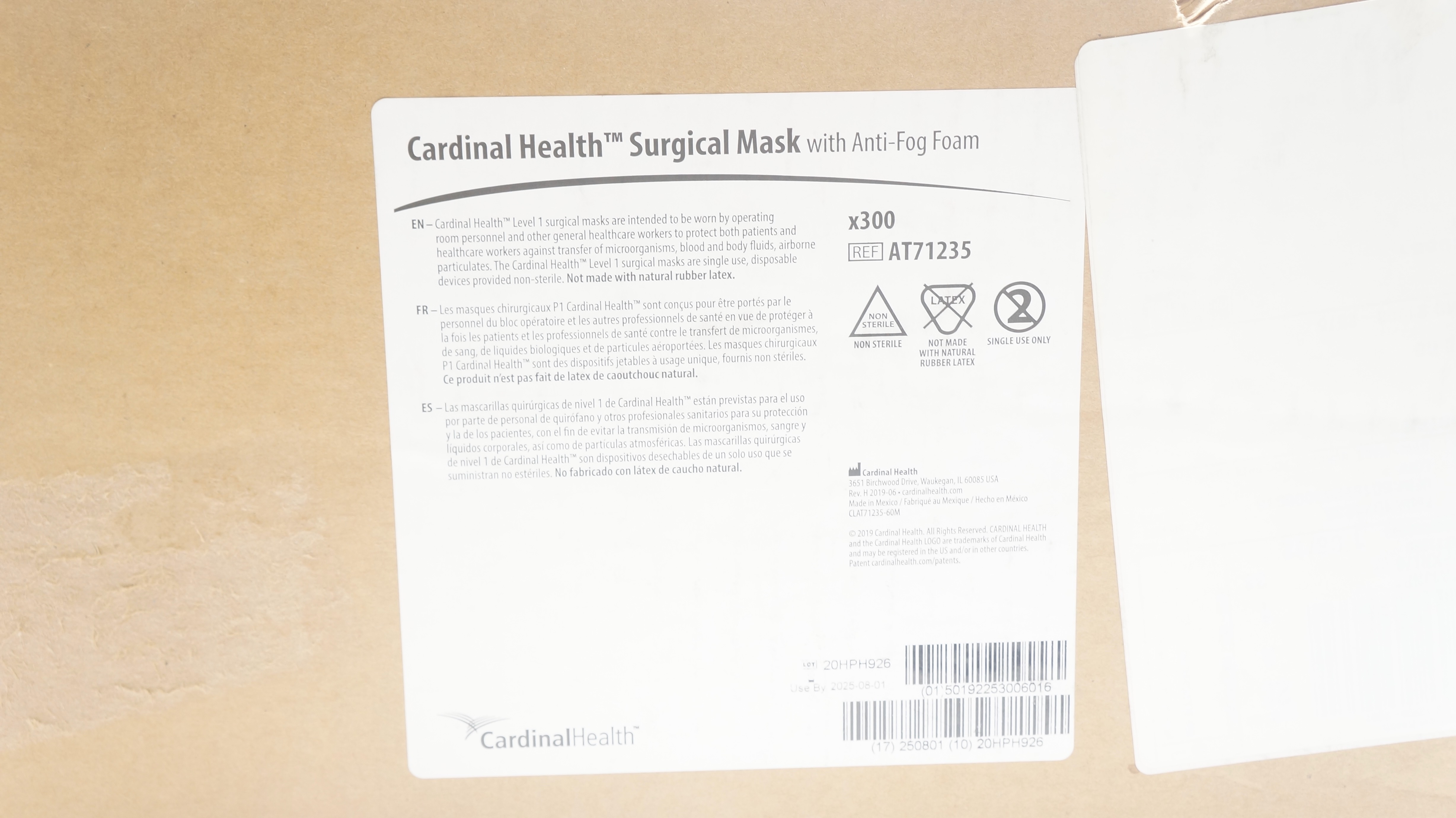 Cardinal Health AT71235 Surgical Mask w/Anti-Fog Foam, Blue 80mm Hg - Box of 300