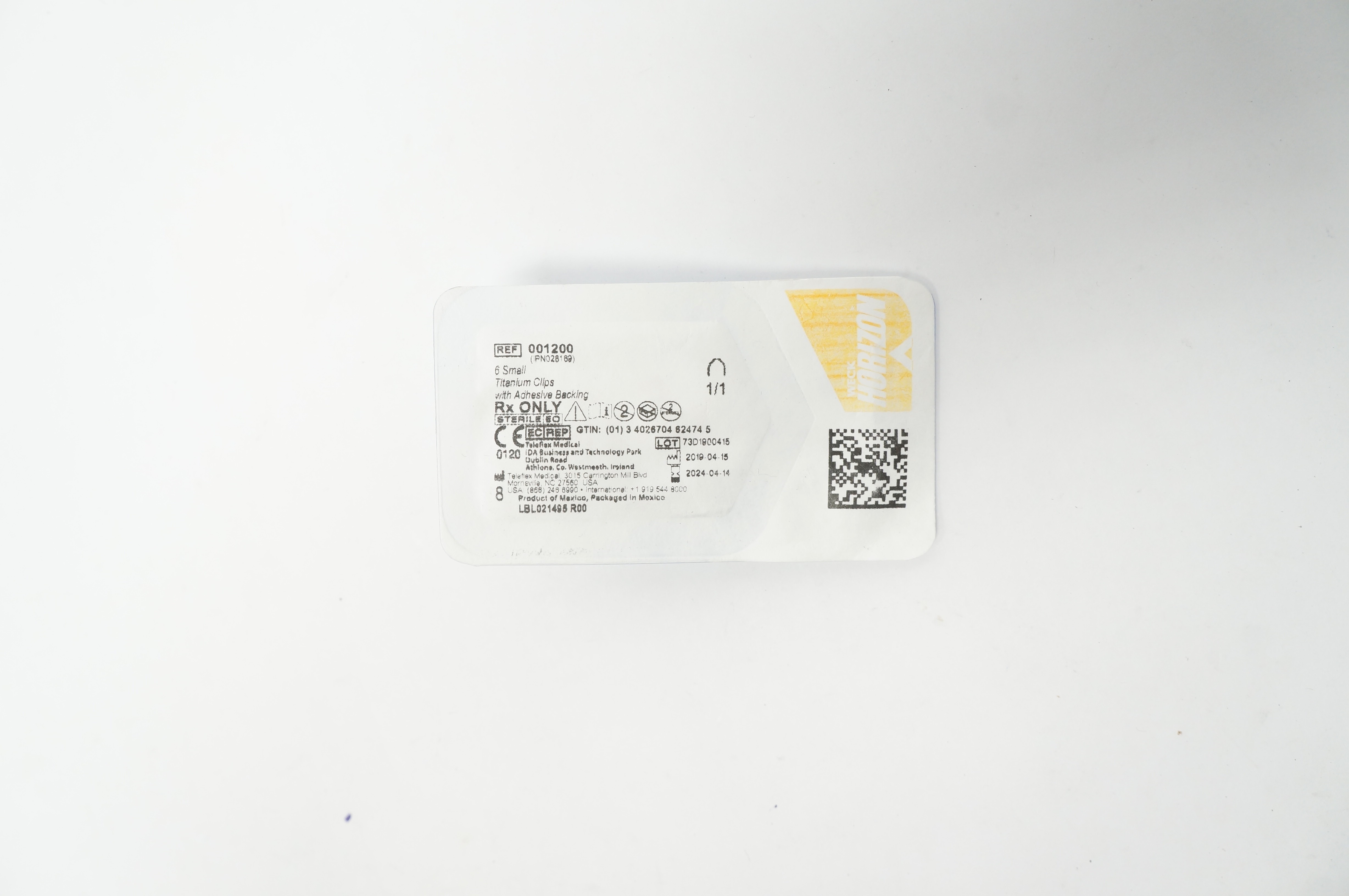 Teleflex 001200 Weck Horizon 6 Small Titanium Clips with Adhesive Backing