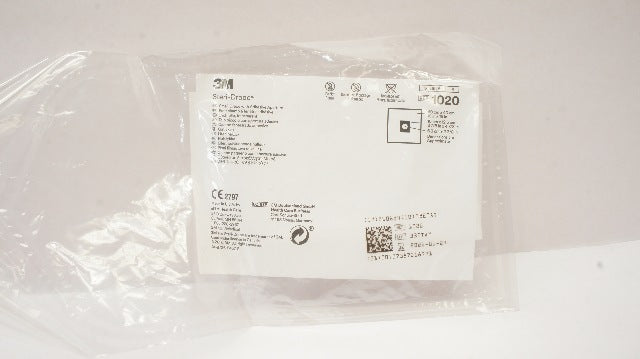 3M 1020 Steri-Drape Small Drape with Adhesive Aperture 15 x 15inch
