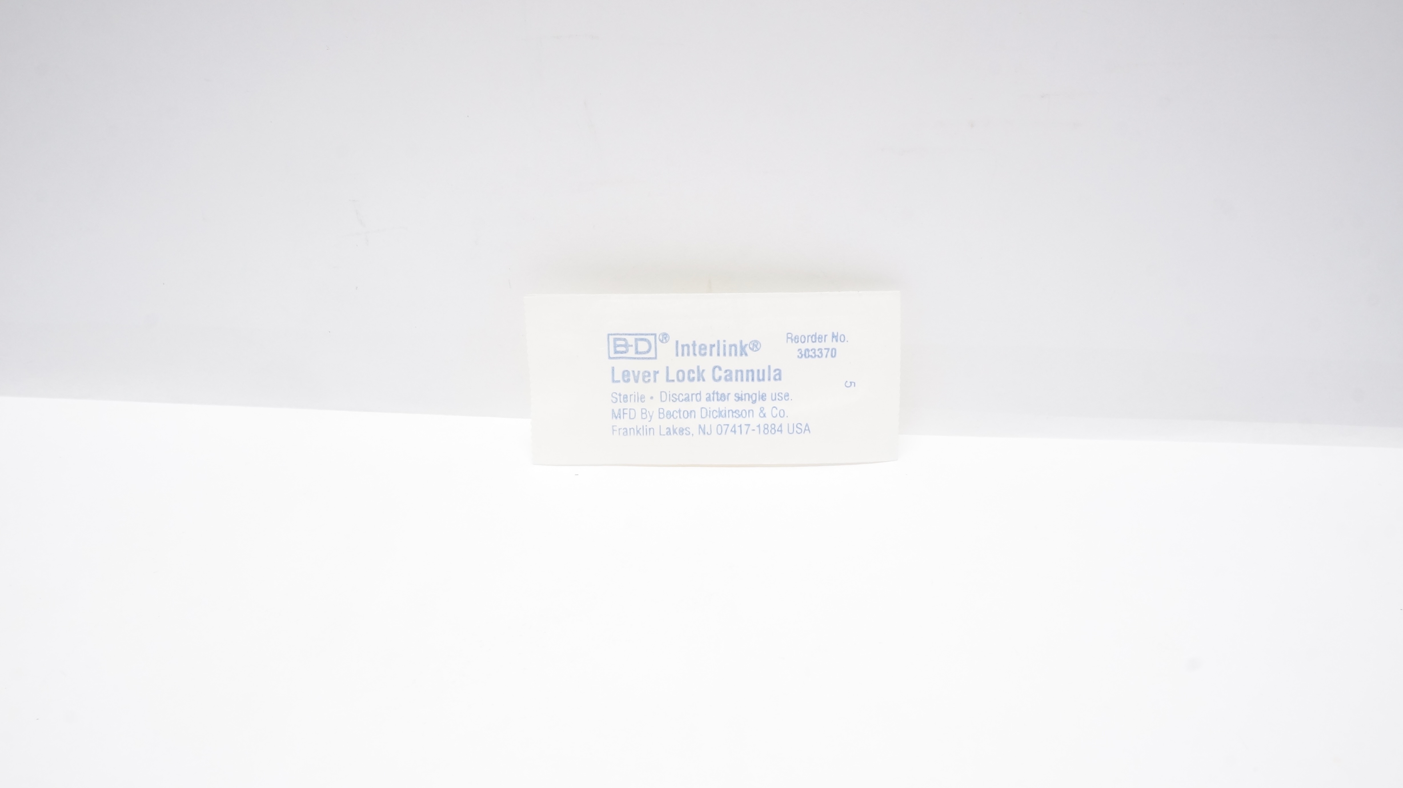 BD 303370 Interlink Lever Lock Cannula (x)