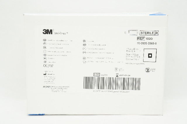 3M 1020 Steri-Drape Small Drape with Adhesive Aperture 15 x 15inch - Box of 9